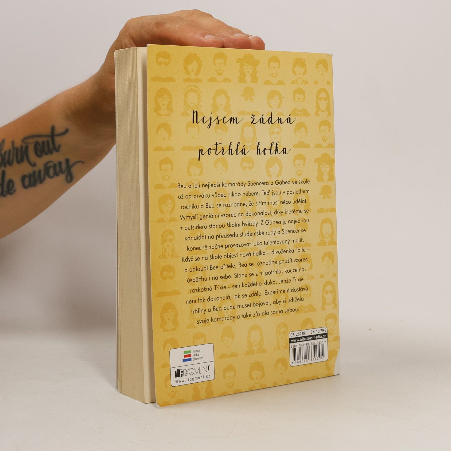 Gretchen McNeil Nejsem žádná potrhlá holka