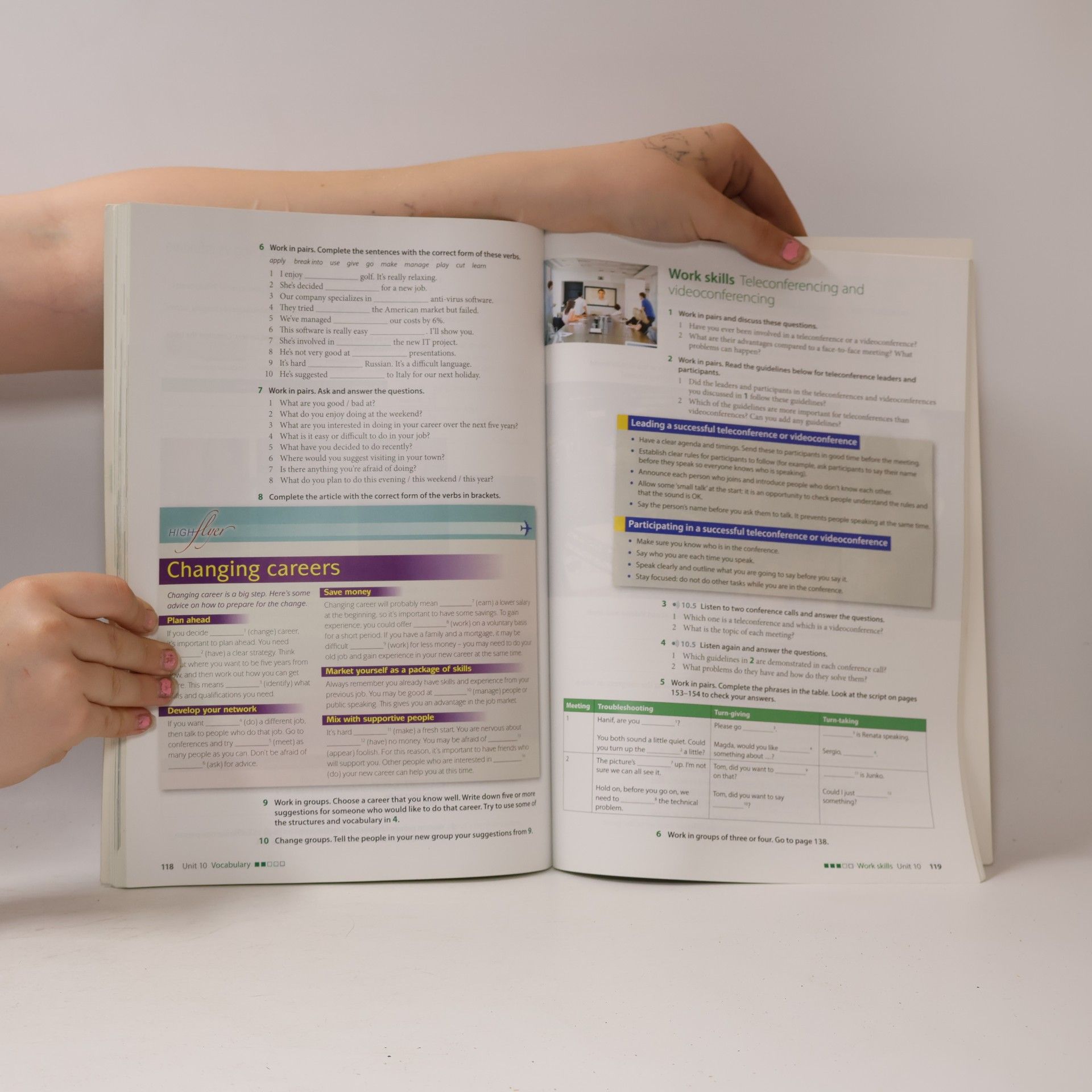 Keith Harding International express : intermediate. Student's book : with DVD-ROM