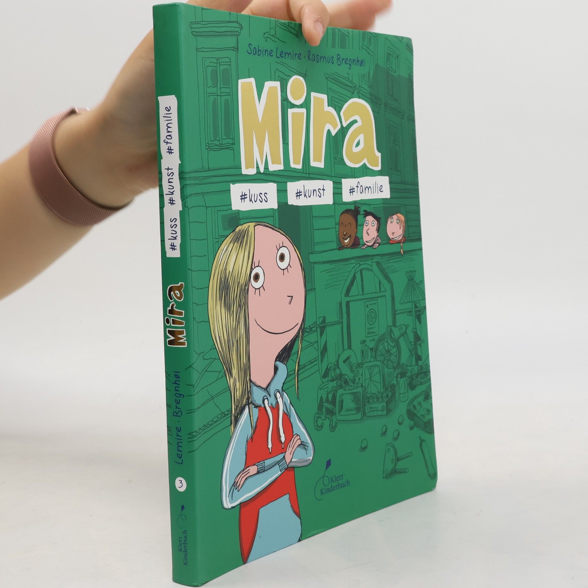 Mira #kuss #kunst #familie. Mira - Band 3