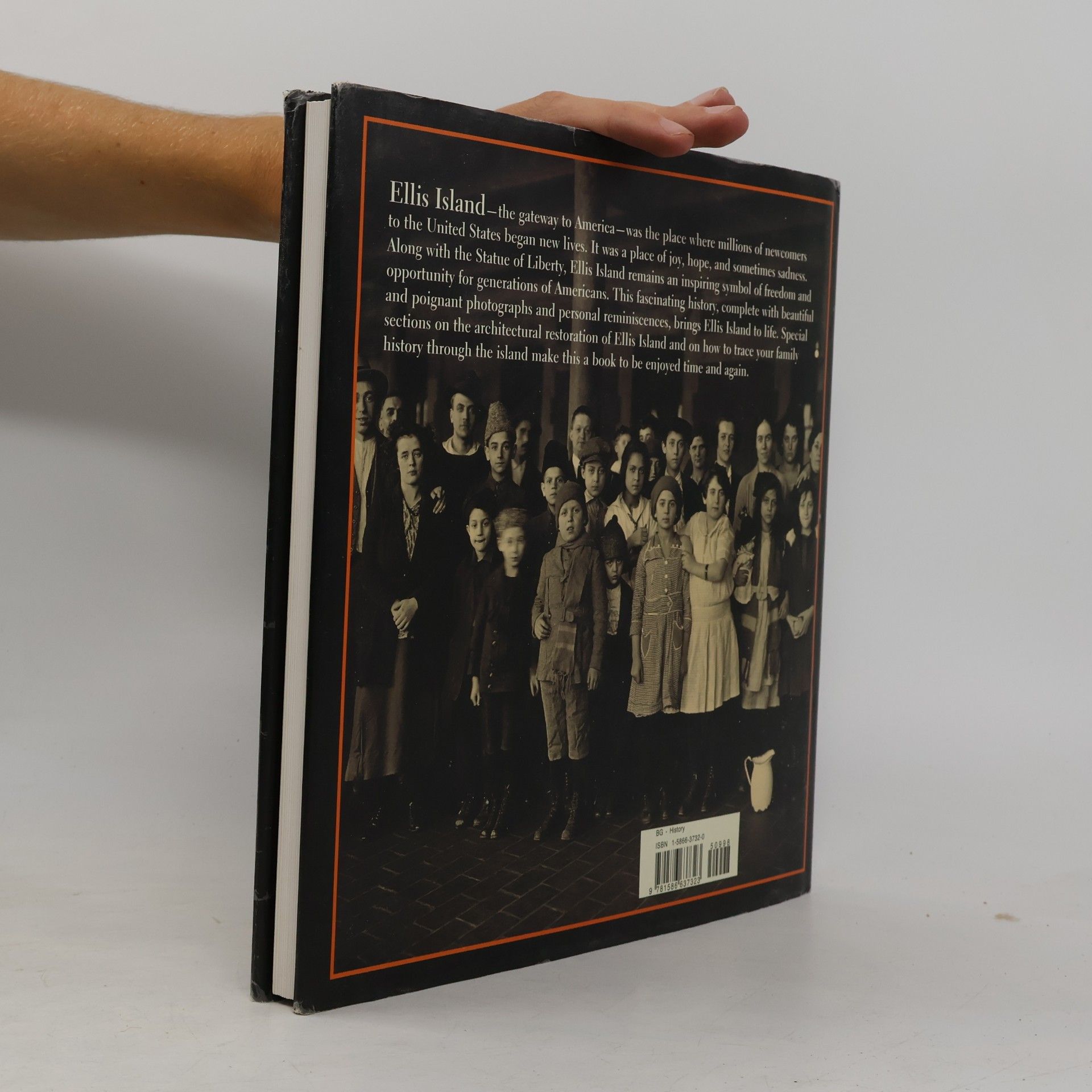 Pamela Reeves Ellis Island