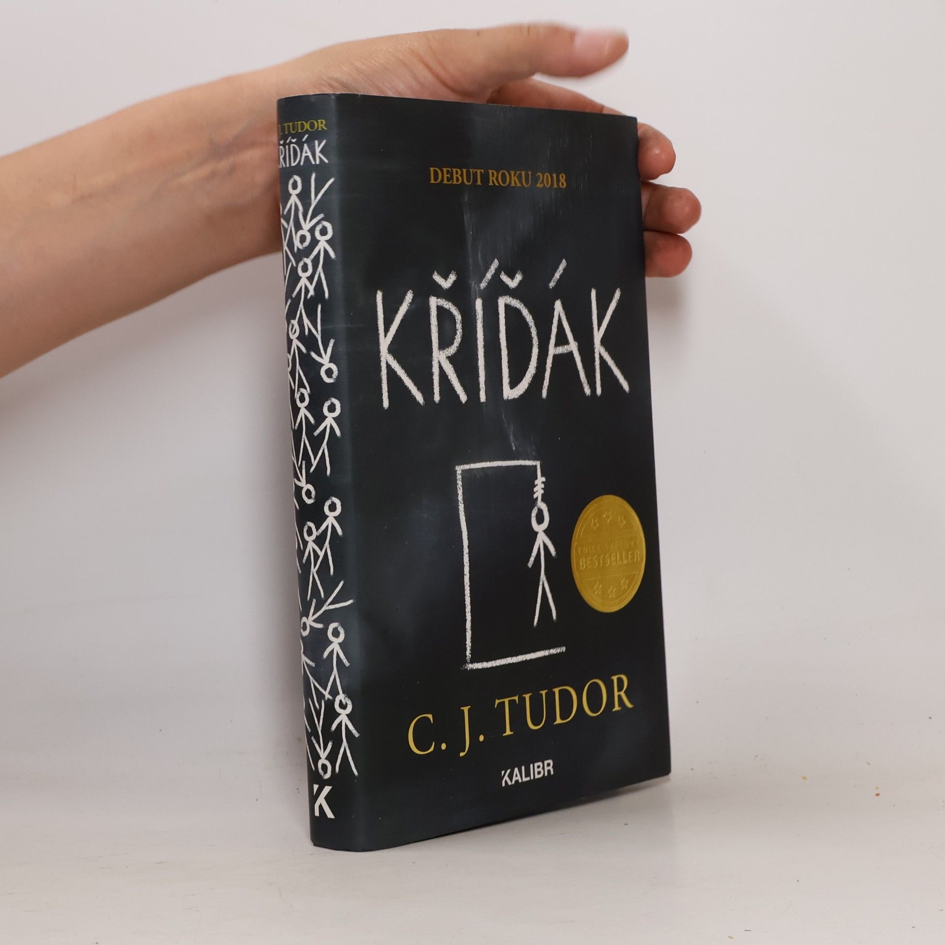 C. J. Tudor Kříďák