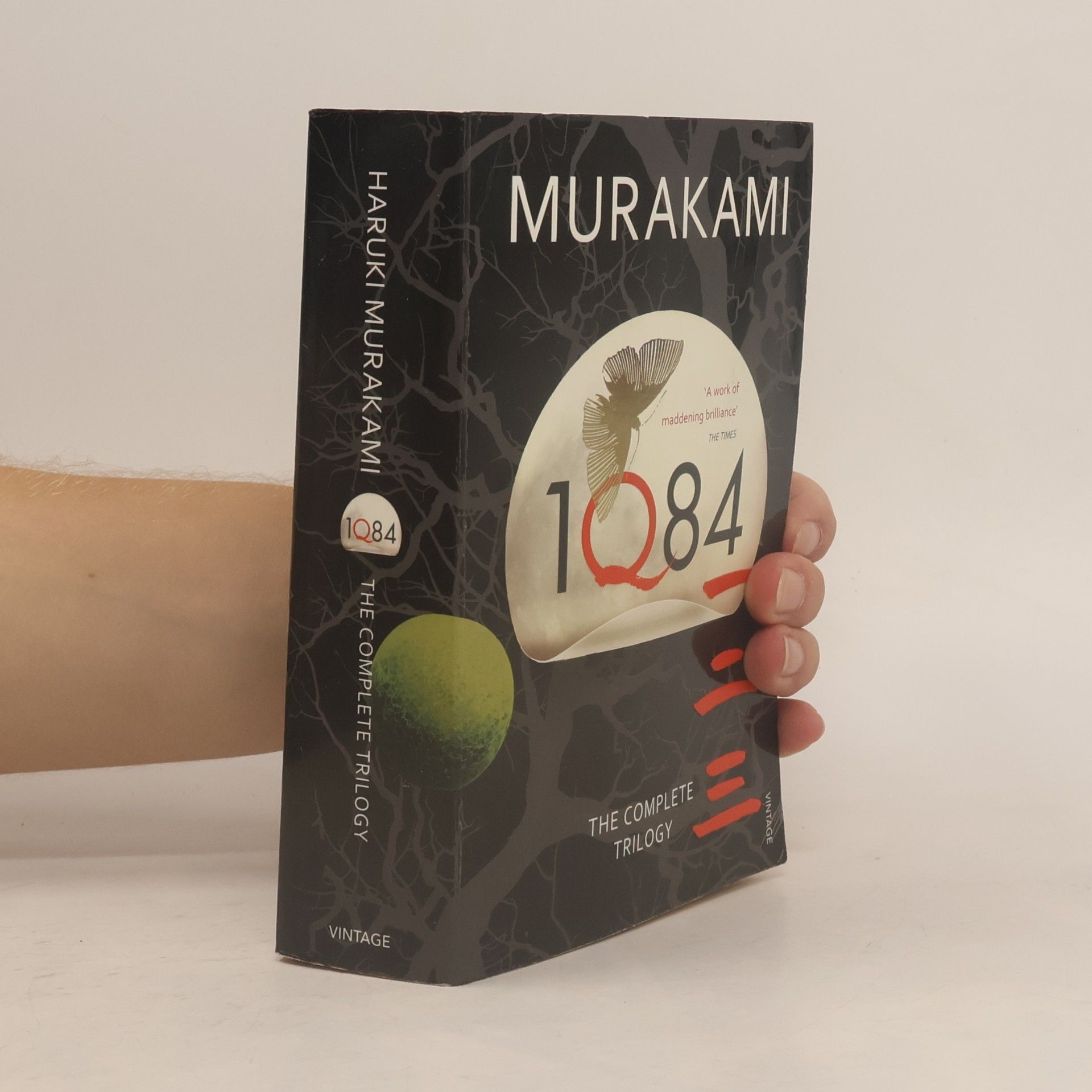 Haruki Murakami 1Q84. The Complete Trilogy