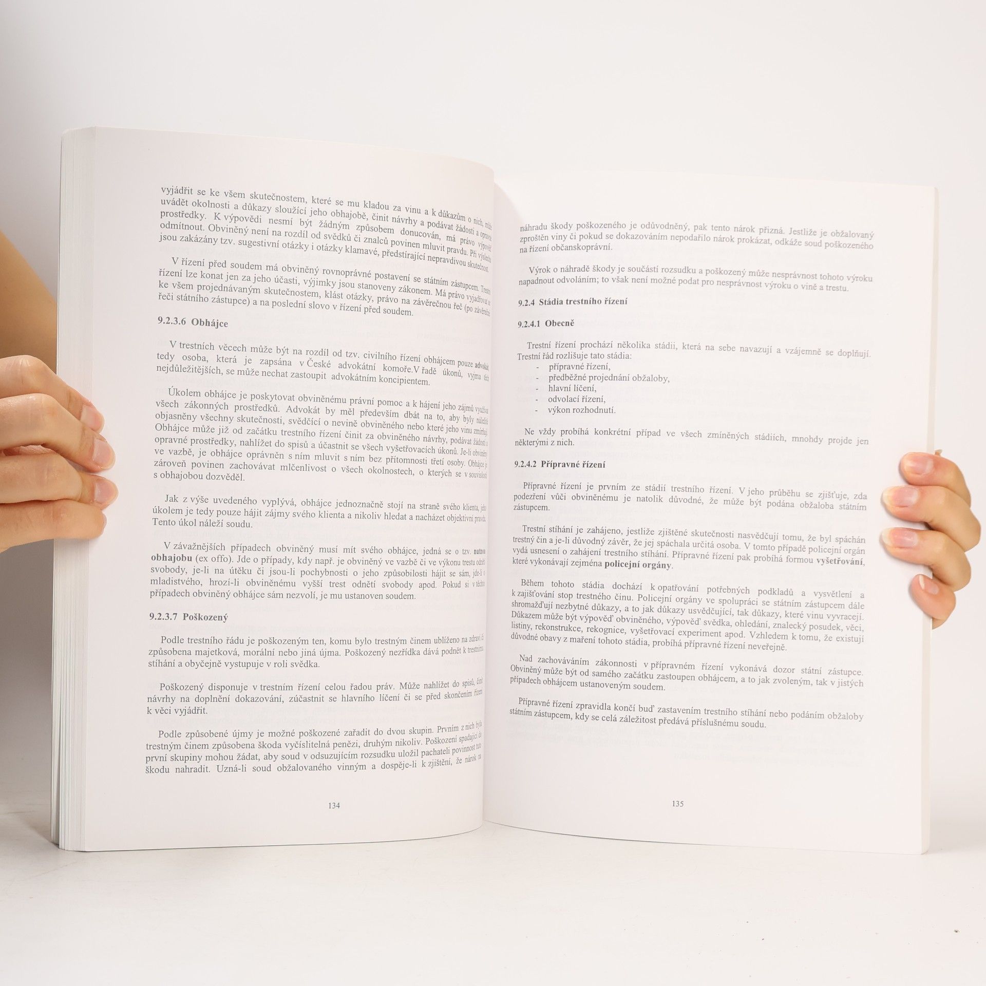 Collectif d'auteurs Základy práva
