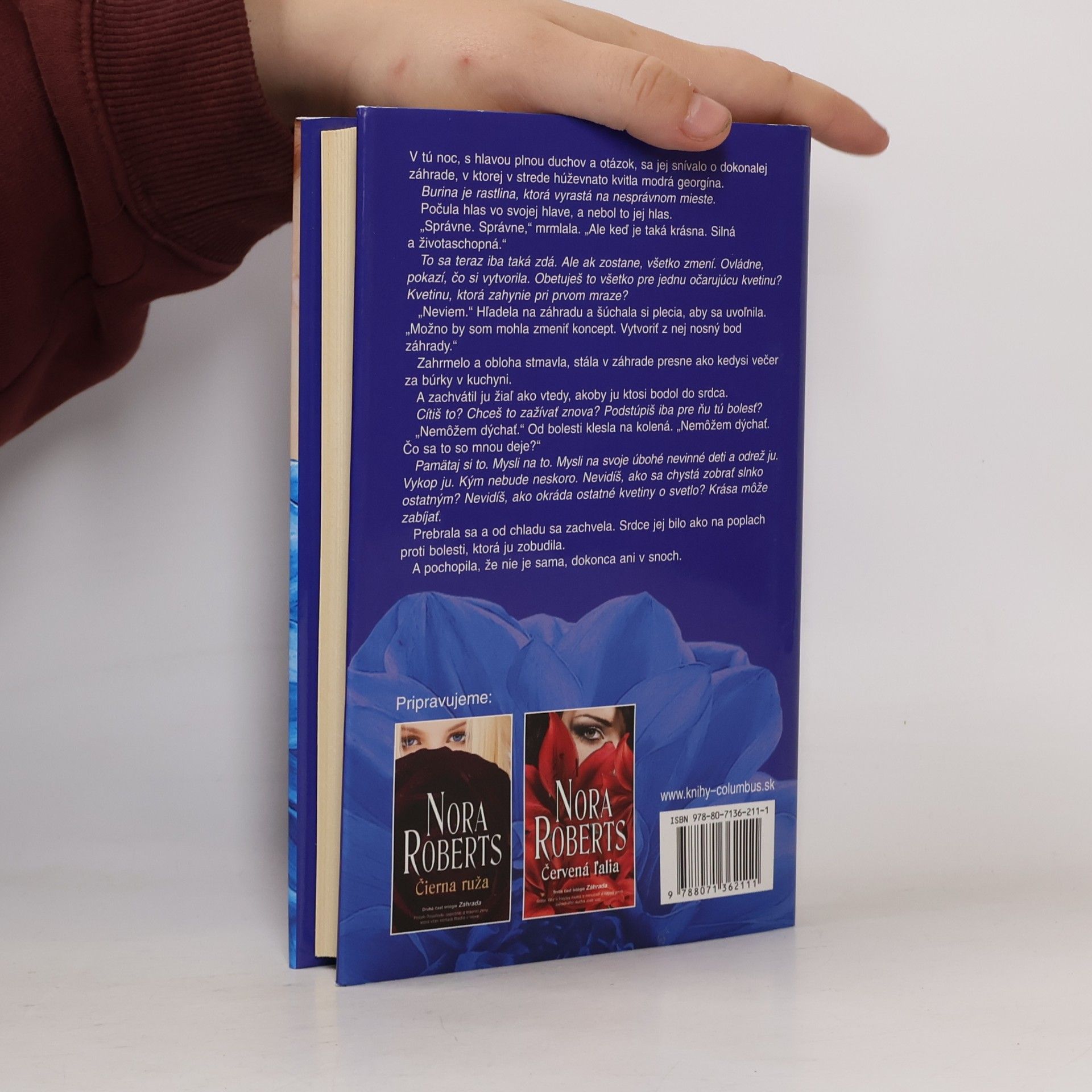 Nora Roberts Modrá georgína