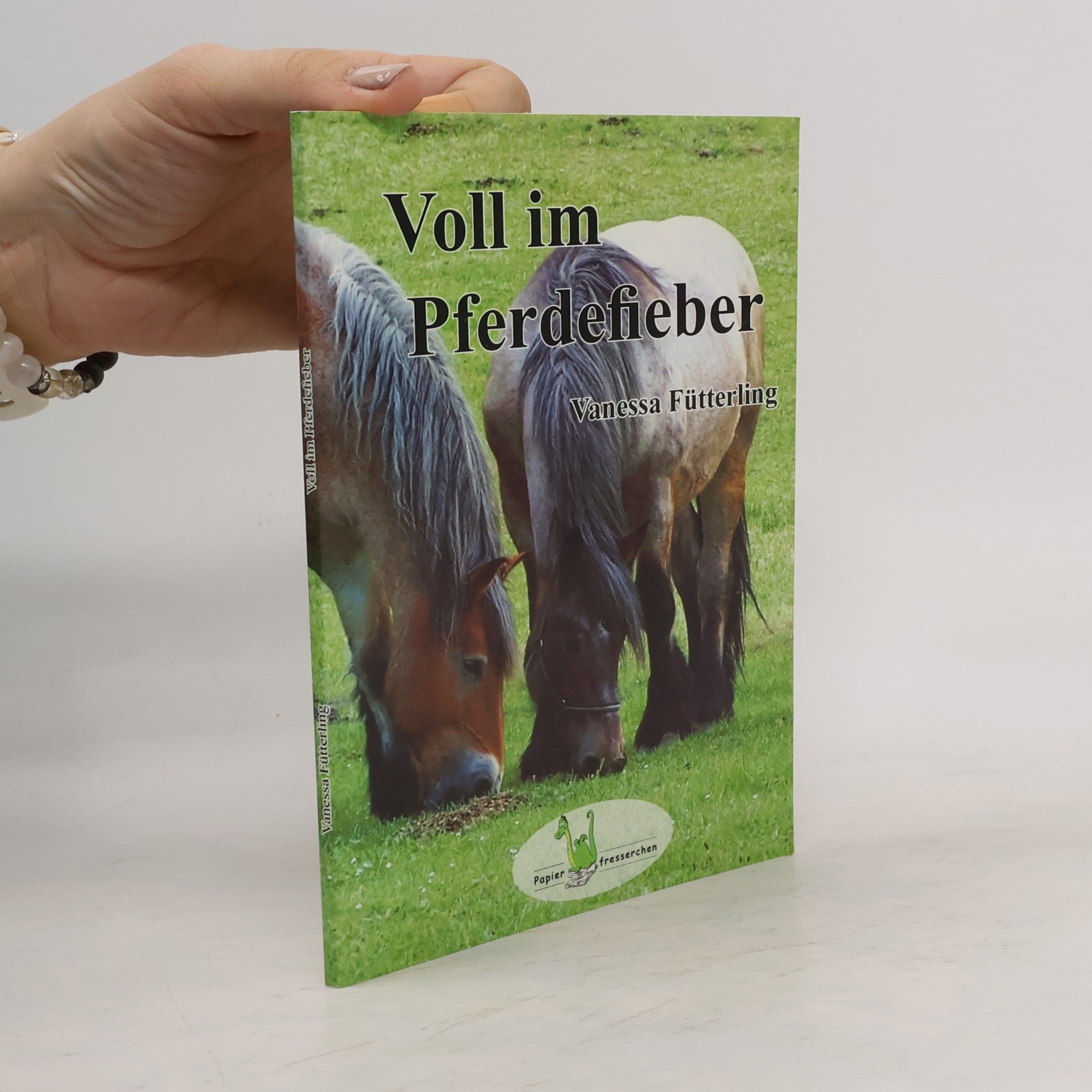 Fütterling, Vanessa Voll im Pferdefieber