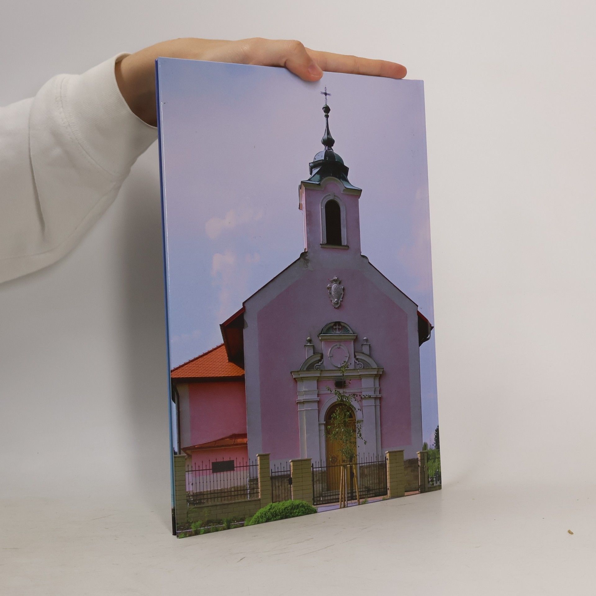 Hana Sedláčková Loučka. Historie a život farnosti