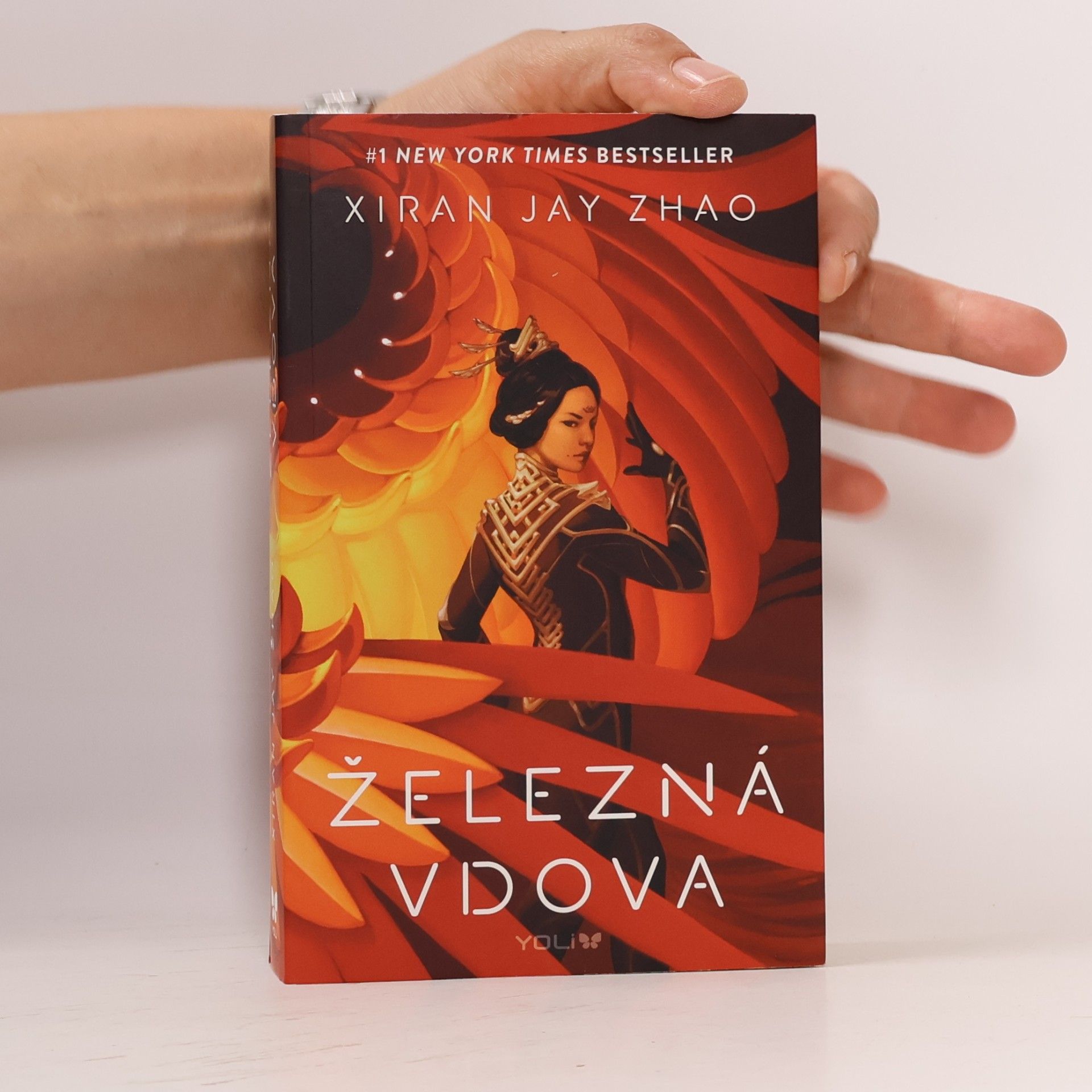 Xiran Jay Zhao Železná vdova