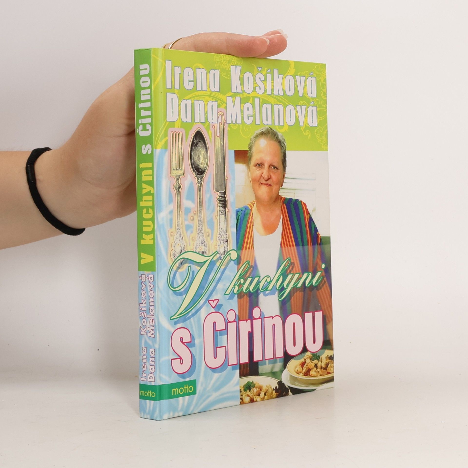 Irena Košíková V kuchyni s Čirinou