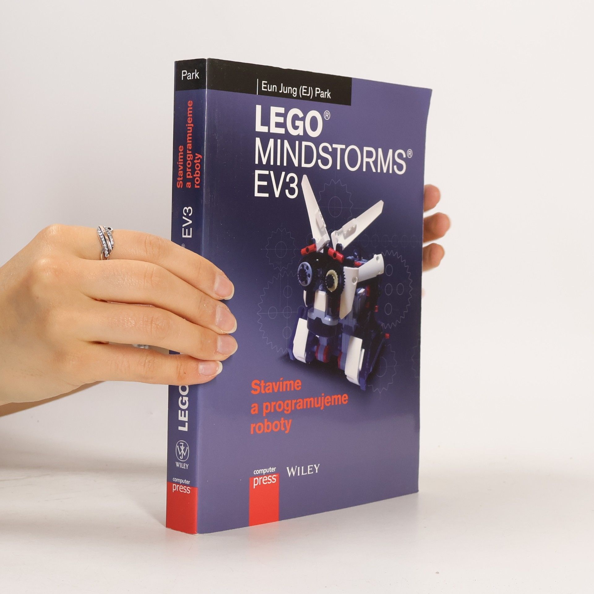 Eun Jung Park Lego Mindstorms EV3 : stavíme a programujeme roboty