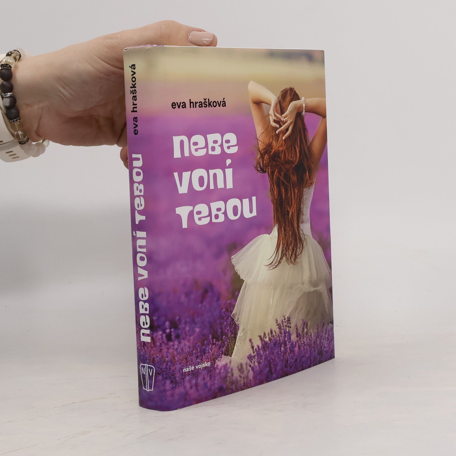 Eva Hrašková Nebe voní tebou