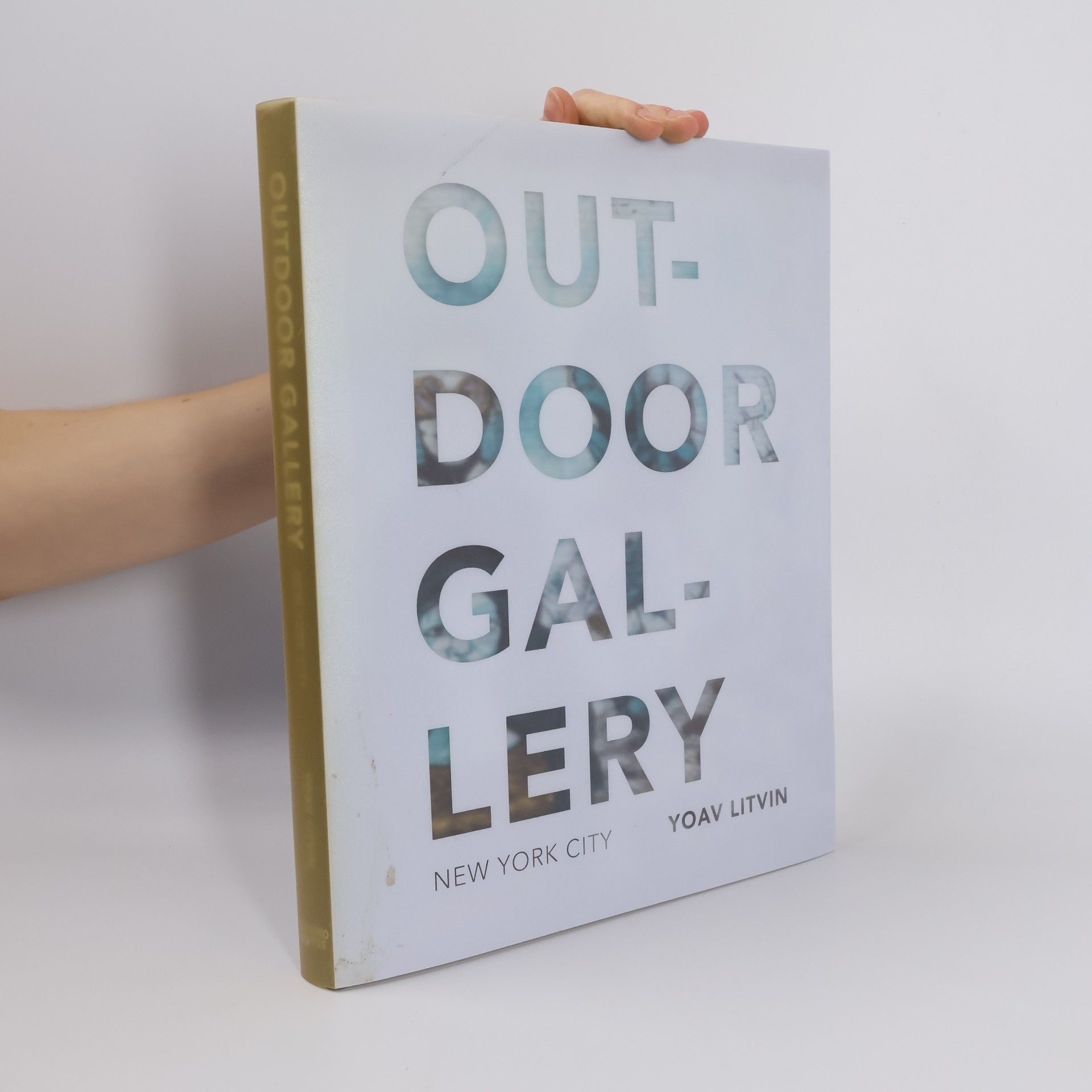 Yoav Litvin Outdoor Gallery
