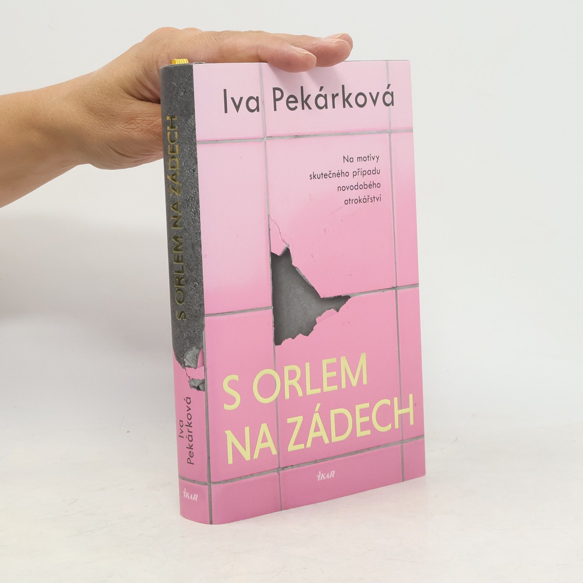 Iva Pekárková S orlem na zádech