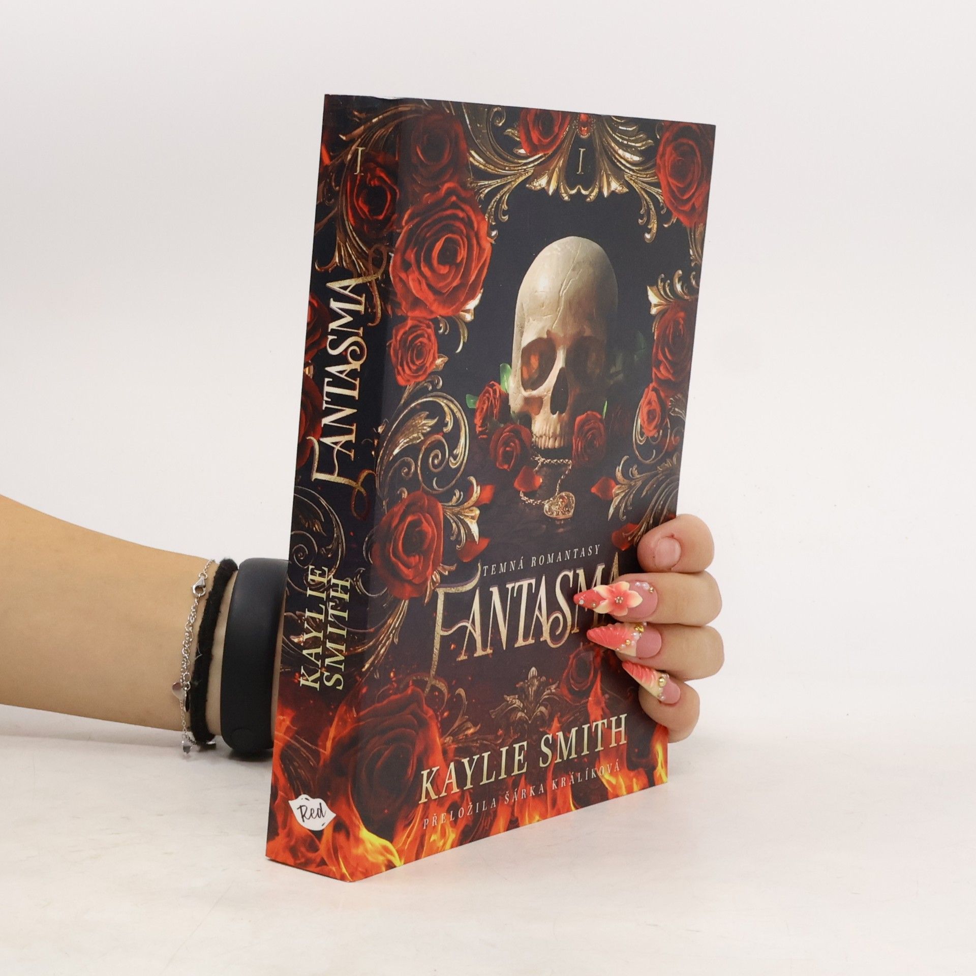 Kaylie Smith Hříšné hry. První díl, Fantasma