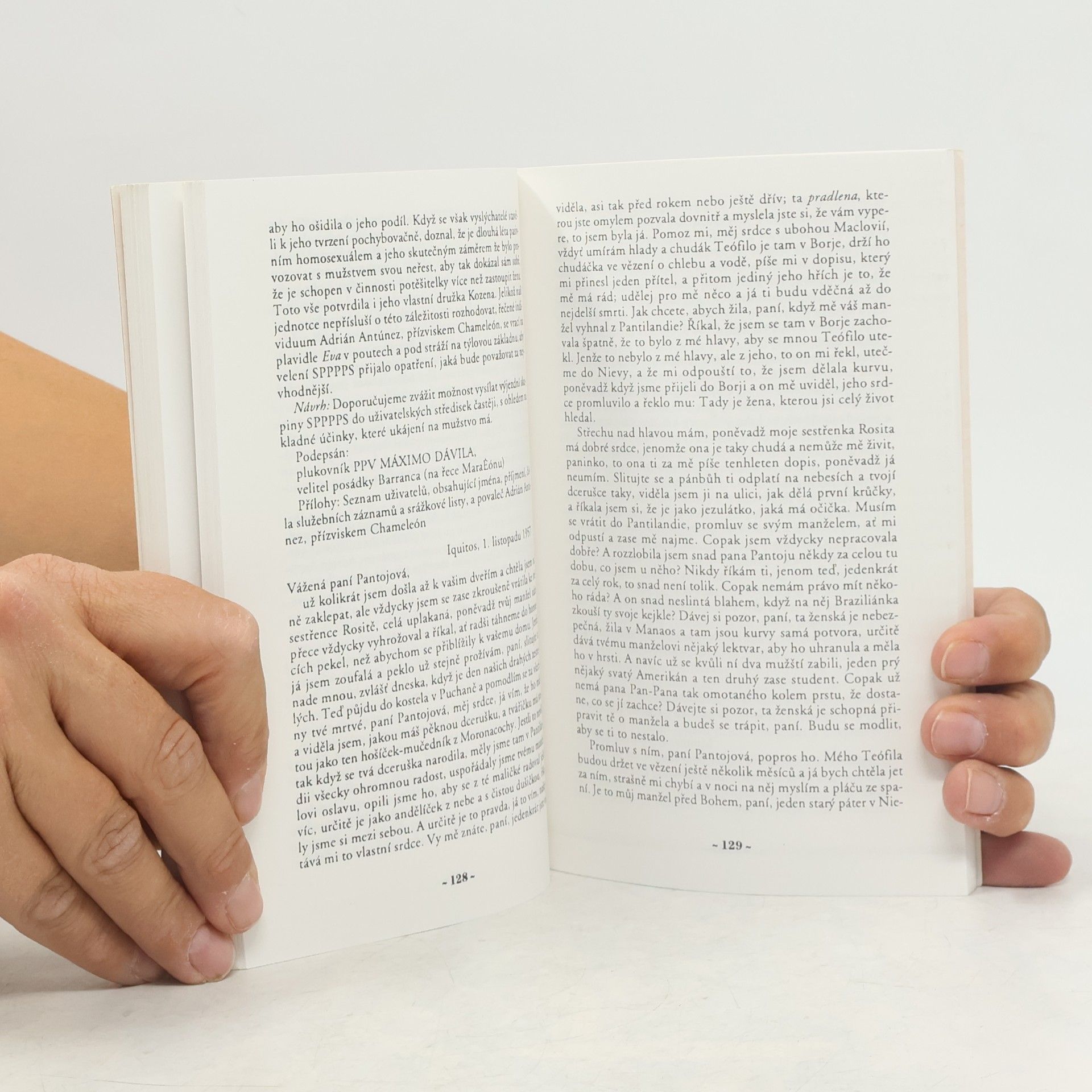 Mario Vargas Llosa Pantaleón a jeho ženská rota