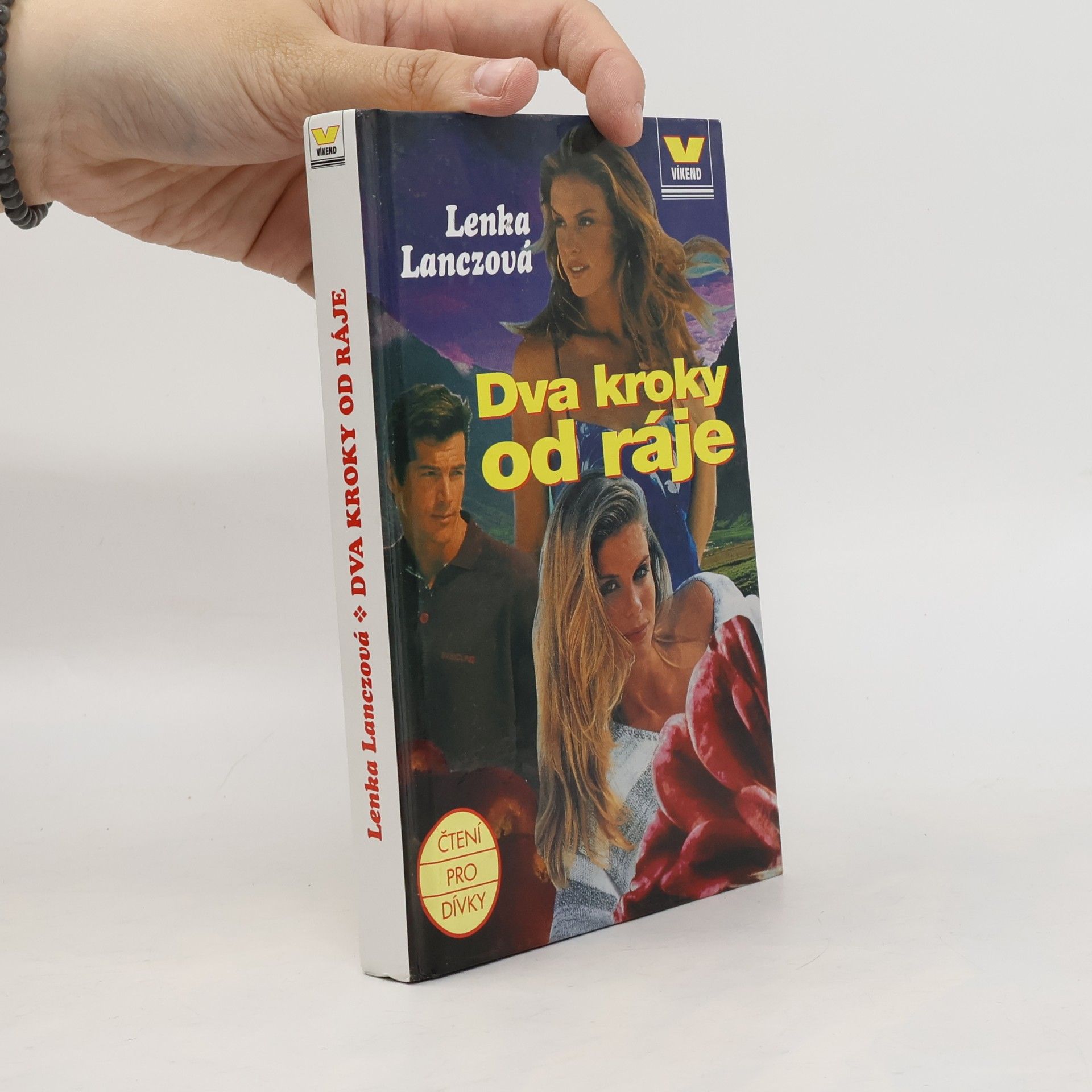 Lenka Lanczová Dva kroky od ráje