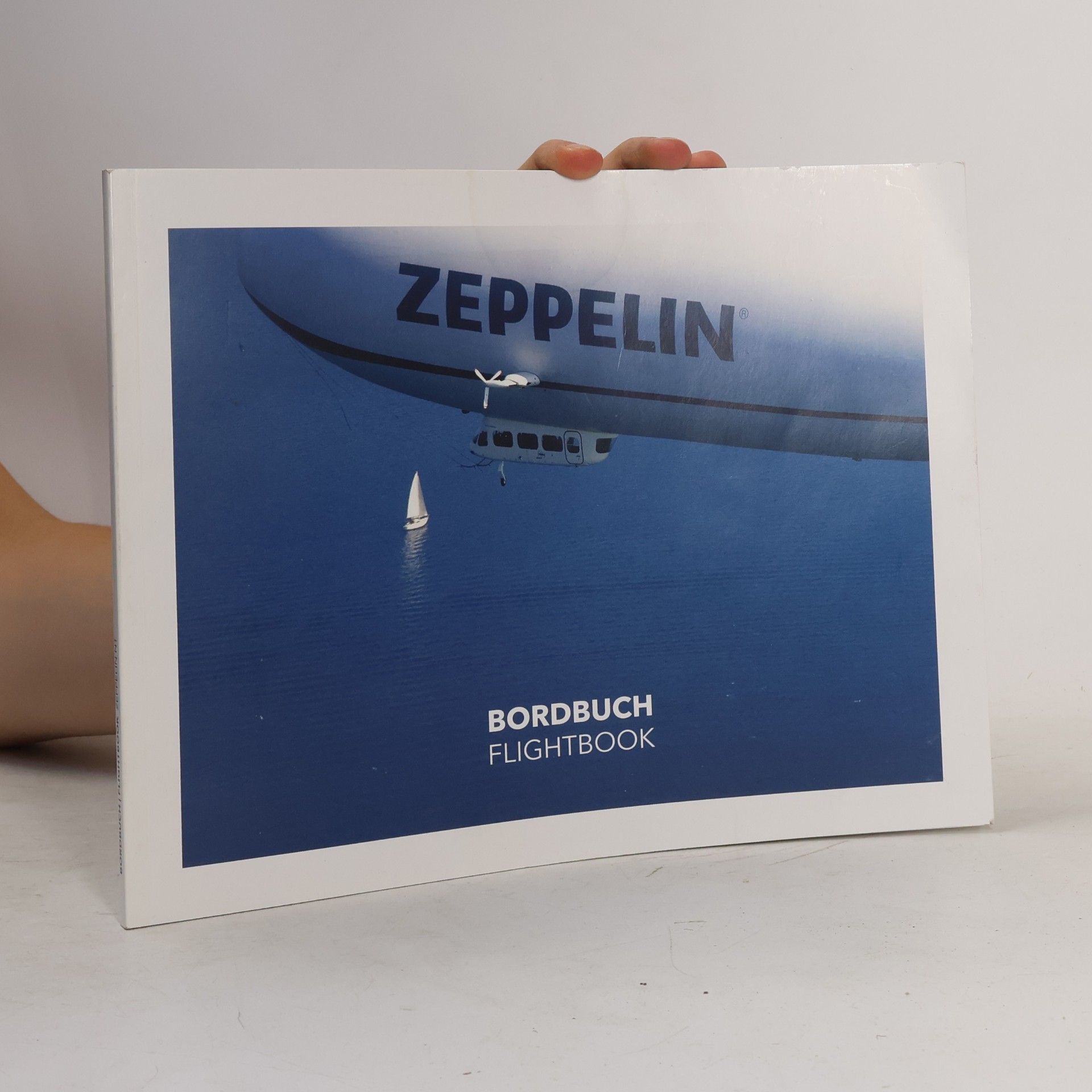 Autorenkollektiv Zeppelin. Bordbuch Flightbook