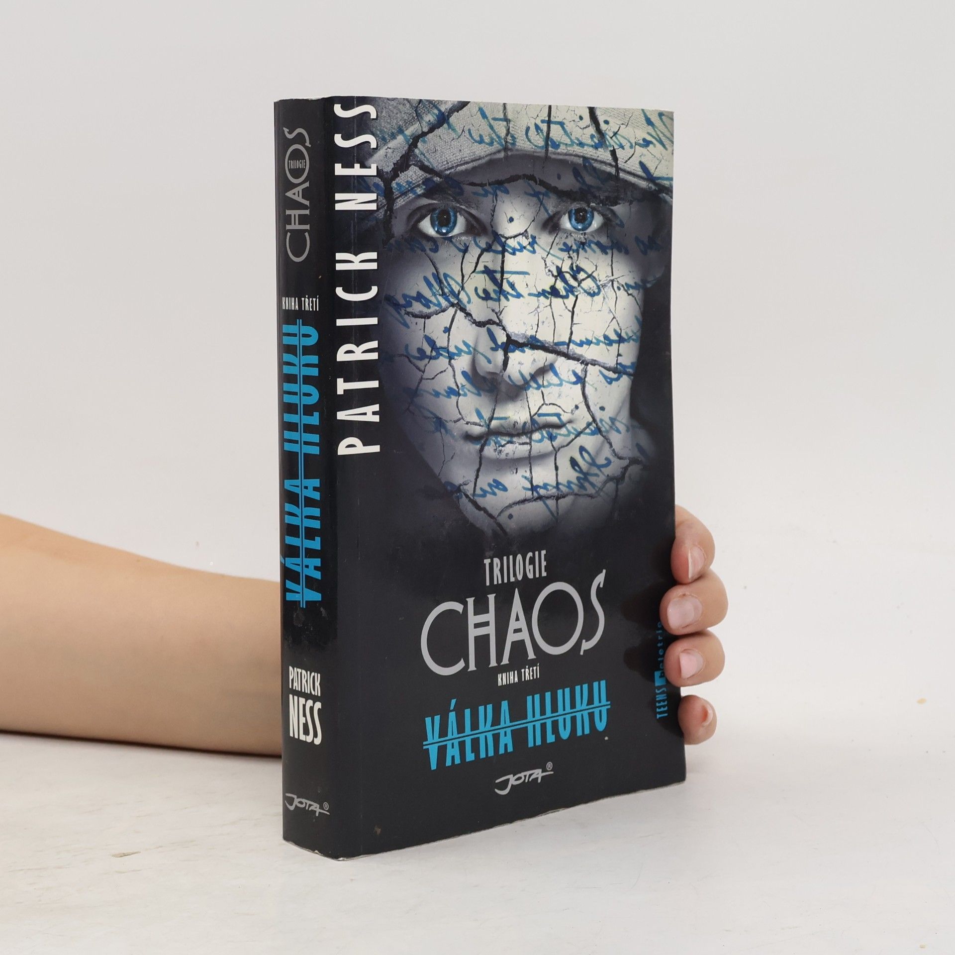 Patrick Ness Chaos : trilogie. Kniha třetí, Válka Hluku