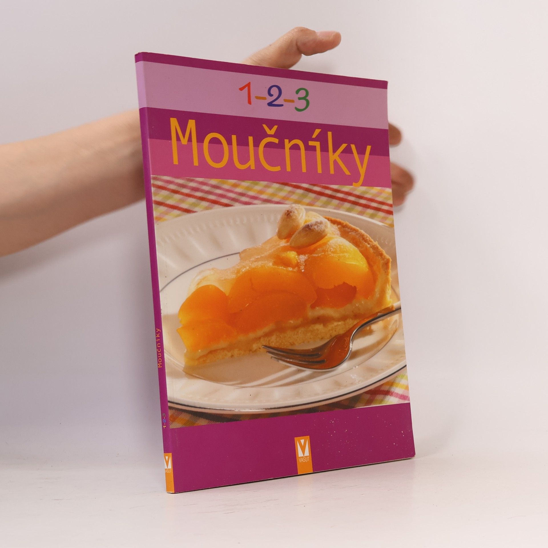 Kolektív autorov Moučníky