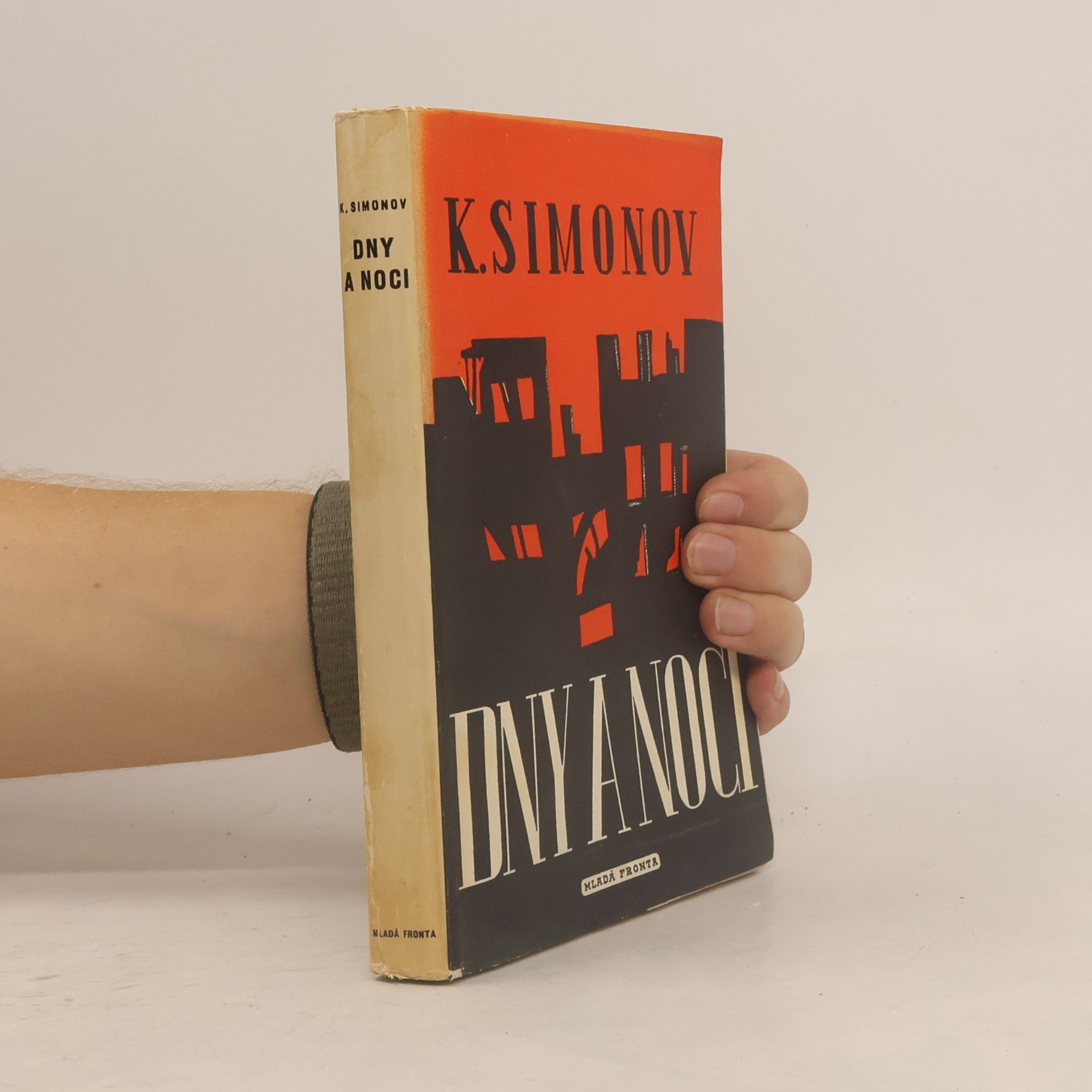 Konstantin Simonow Dny a noci