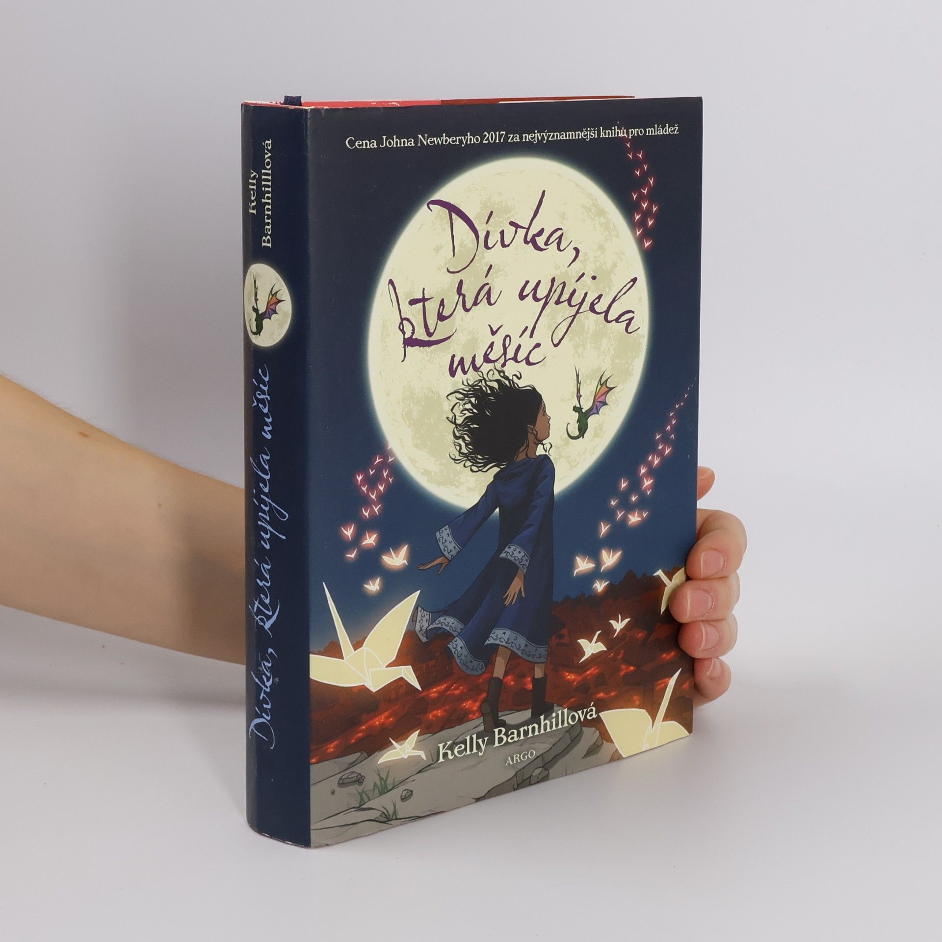 Kelly Barnhill Dívka, která upíjela měsíc