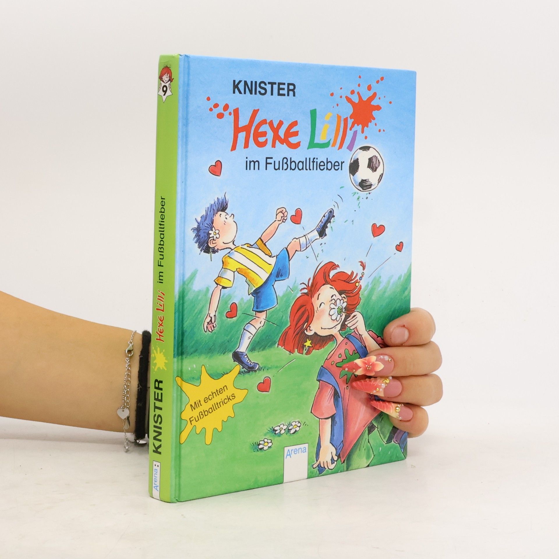 Knister Hexe Lilli im Fußballfieber