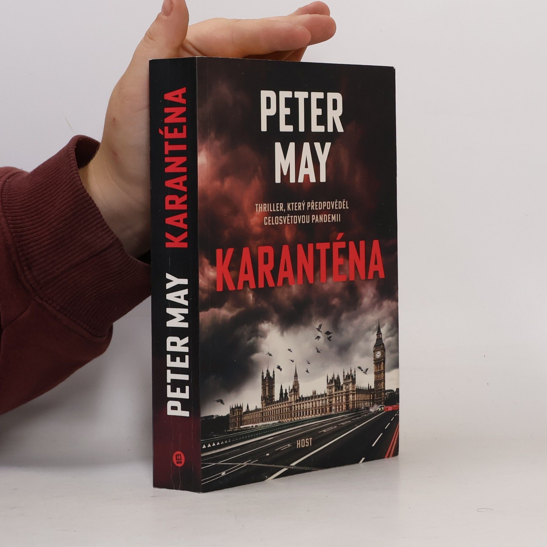Peter May Karanténa