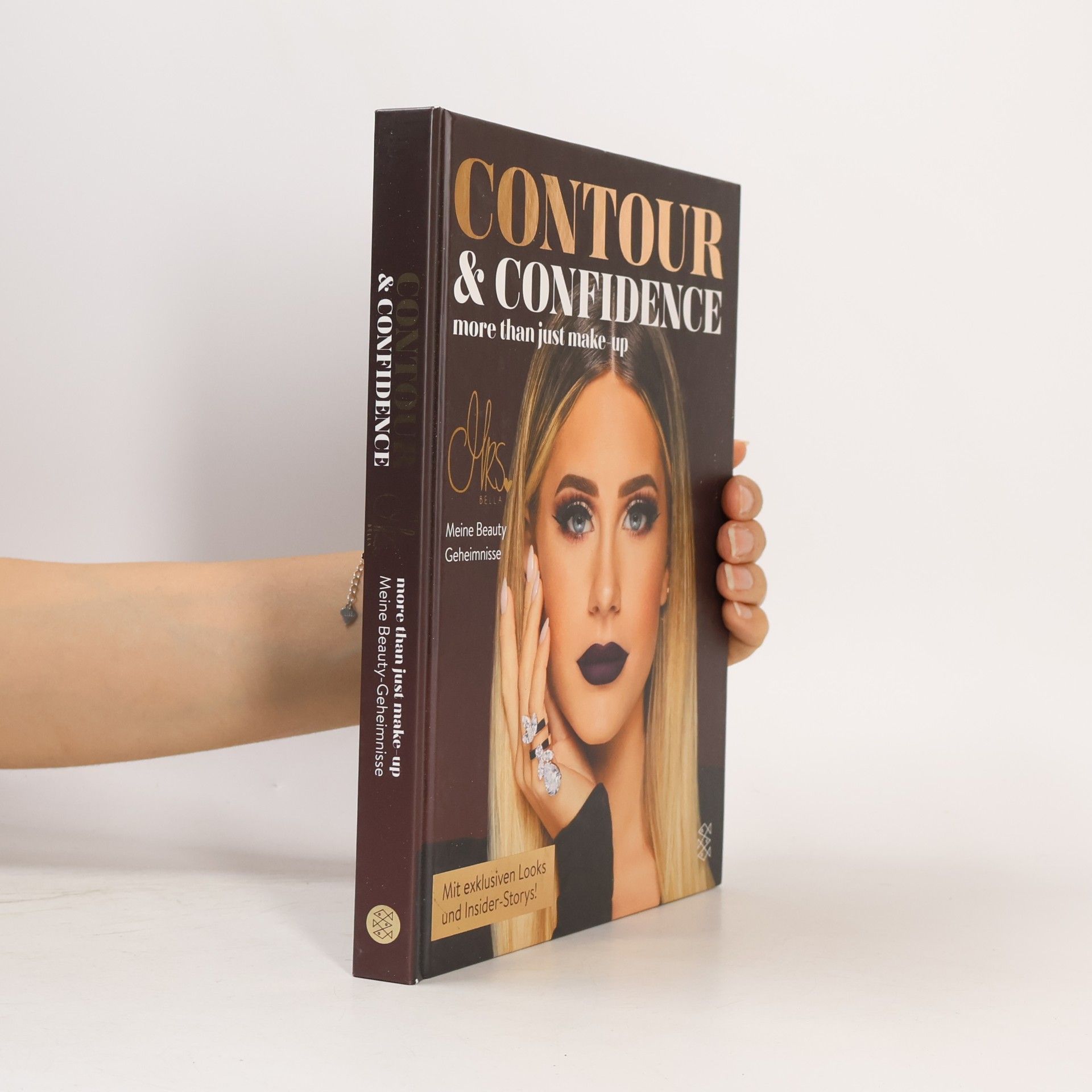 Mrs. Bella Contour & Confidence