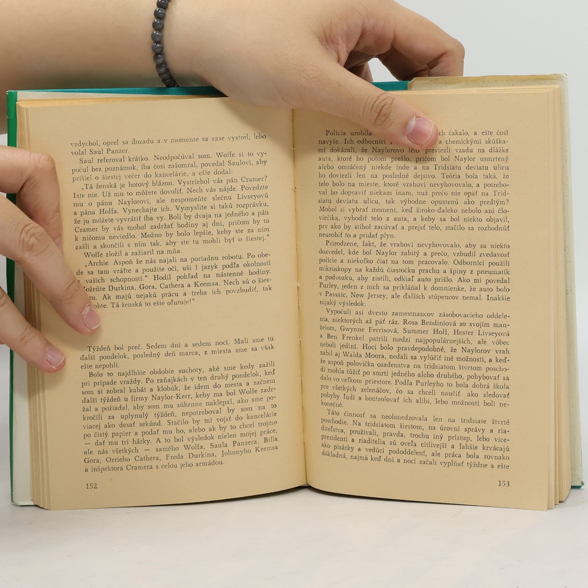 Rex Stout Priveľa žien. V najlepších rodinách. Smrť letného hosťa. III. svazek