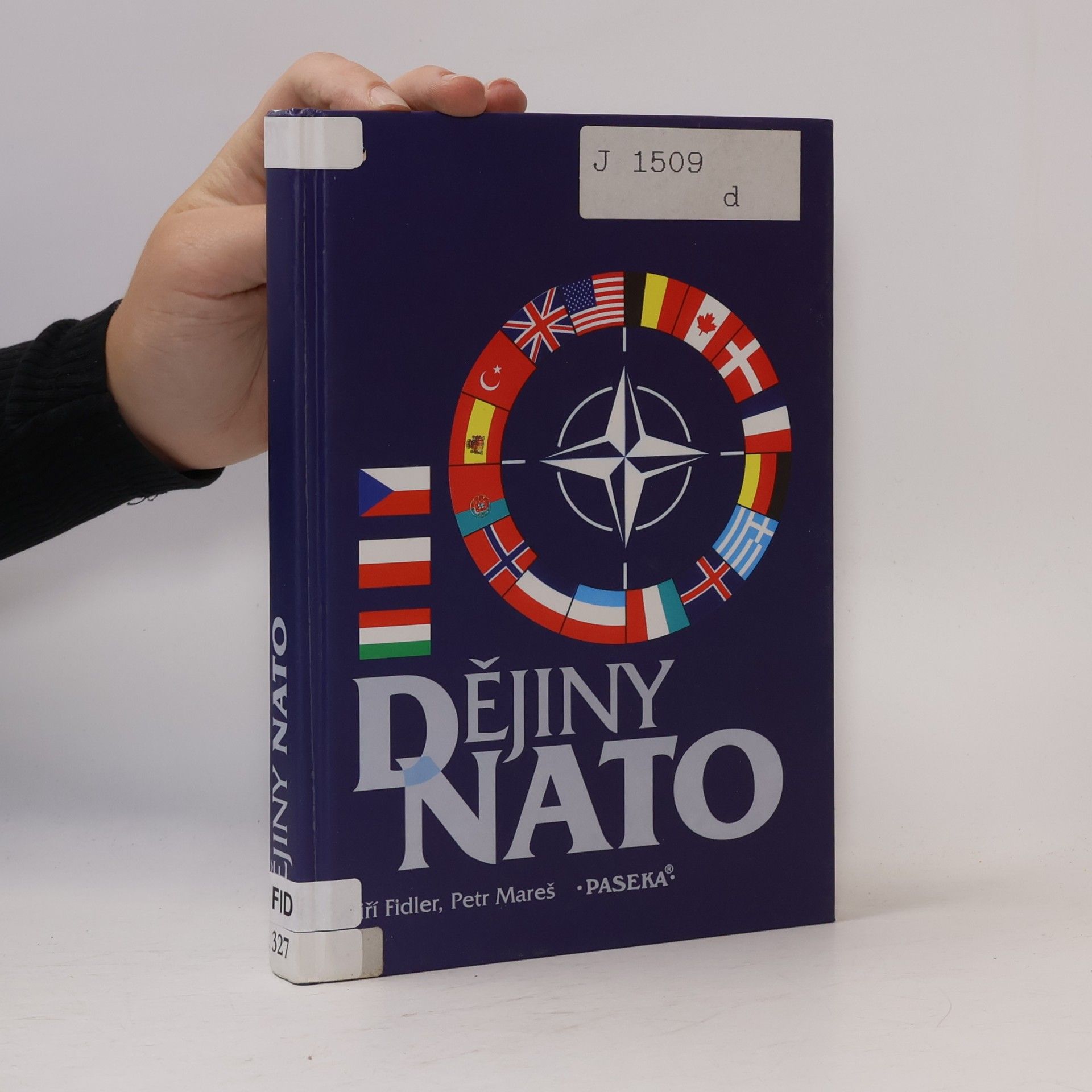 Jiří Fidler Dějiny NATO