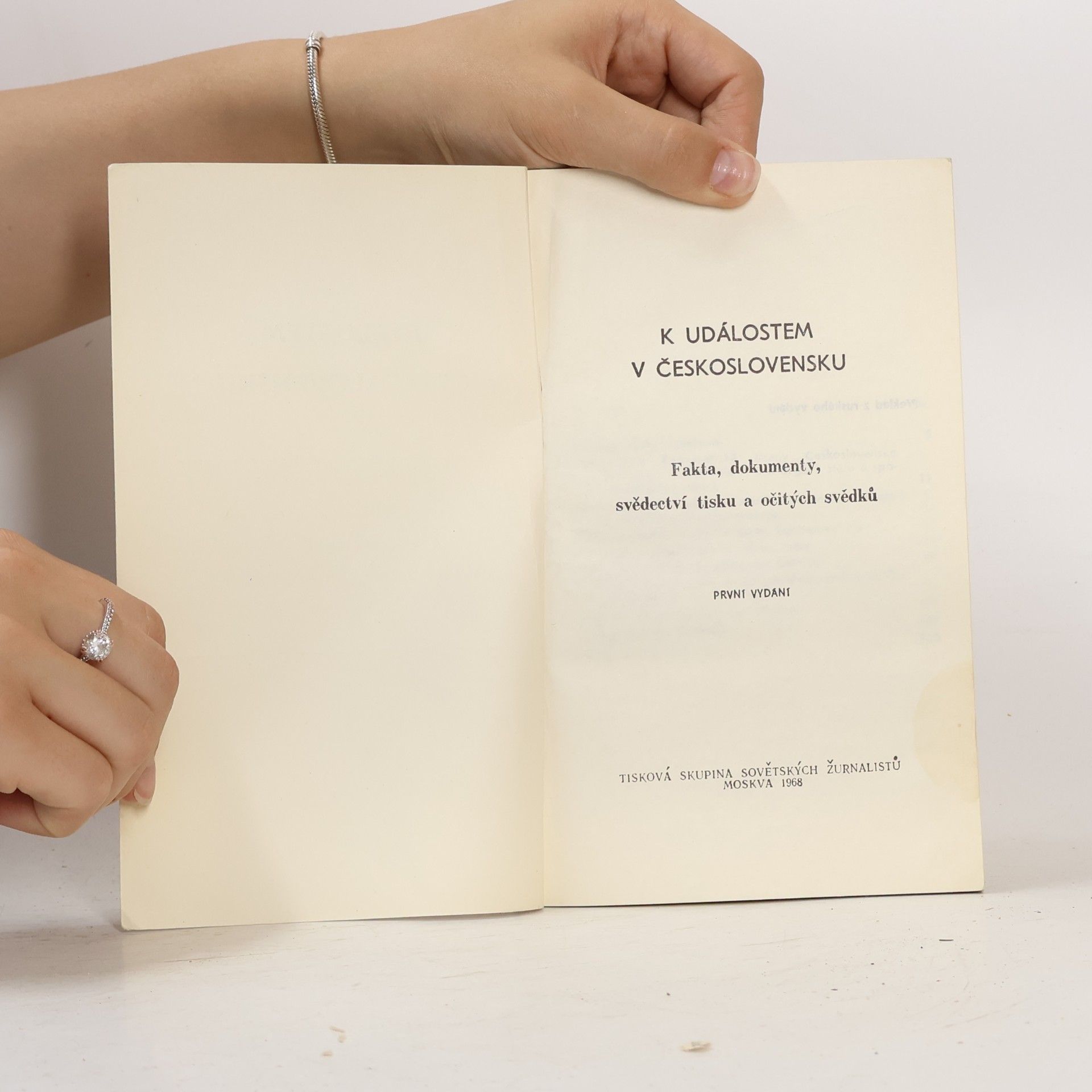 Autorenkollektiv K událostem v Československu
