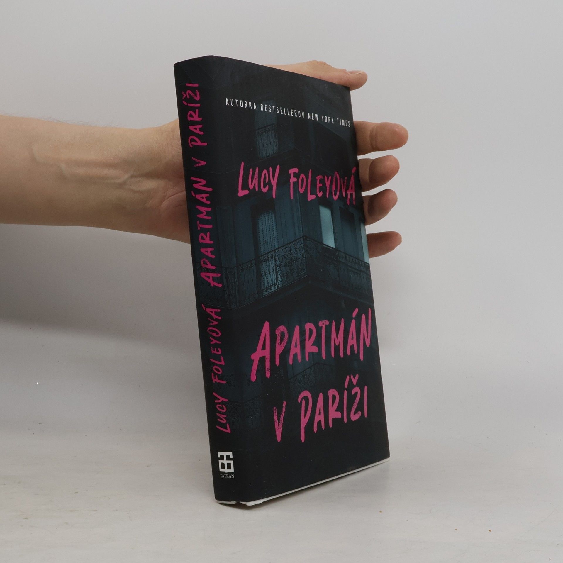 Lucy Foley Apartmán v Paríži