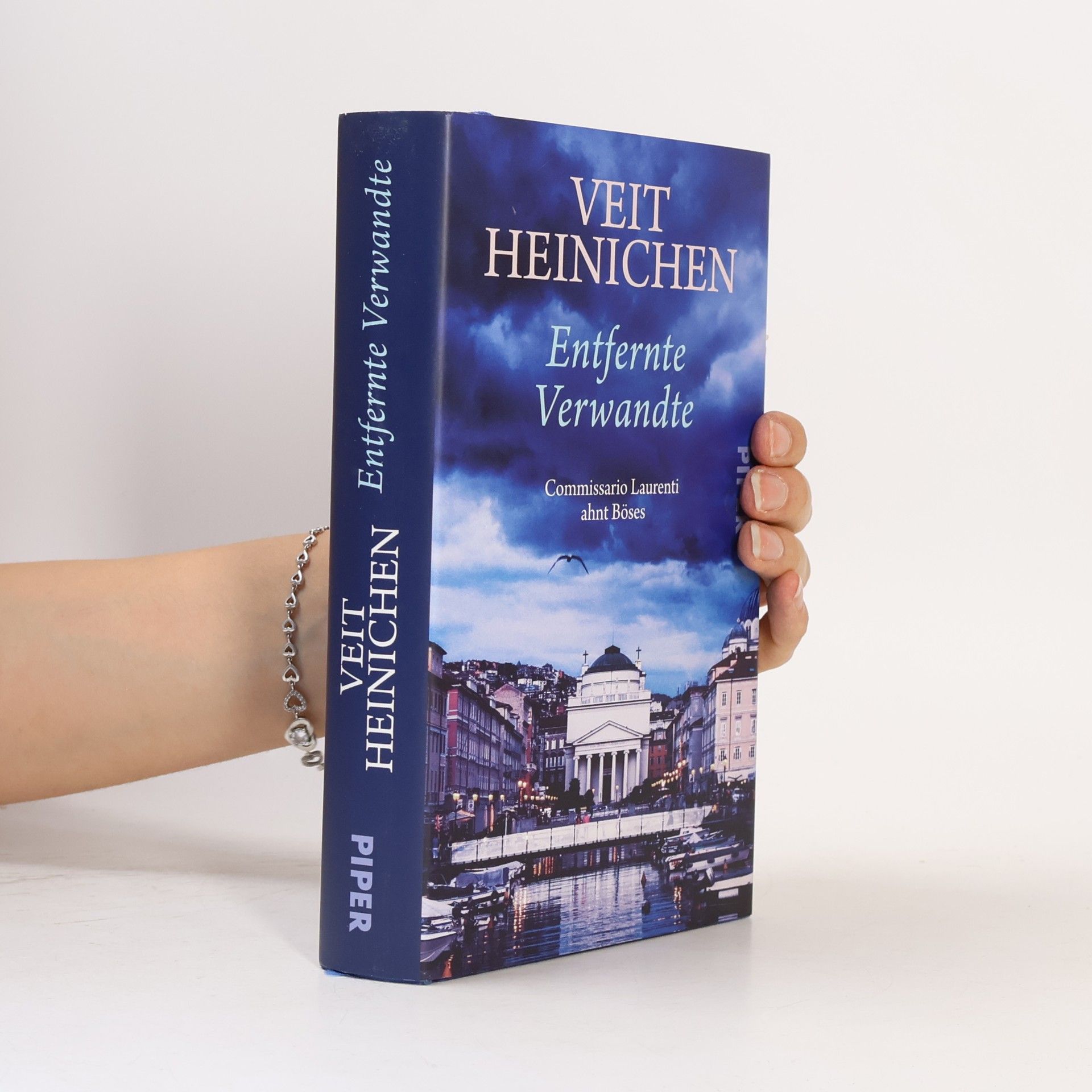 Veit Heinichen Entfernte Verwandte
