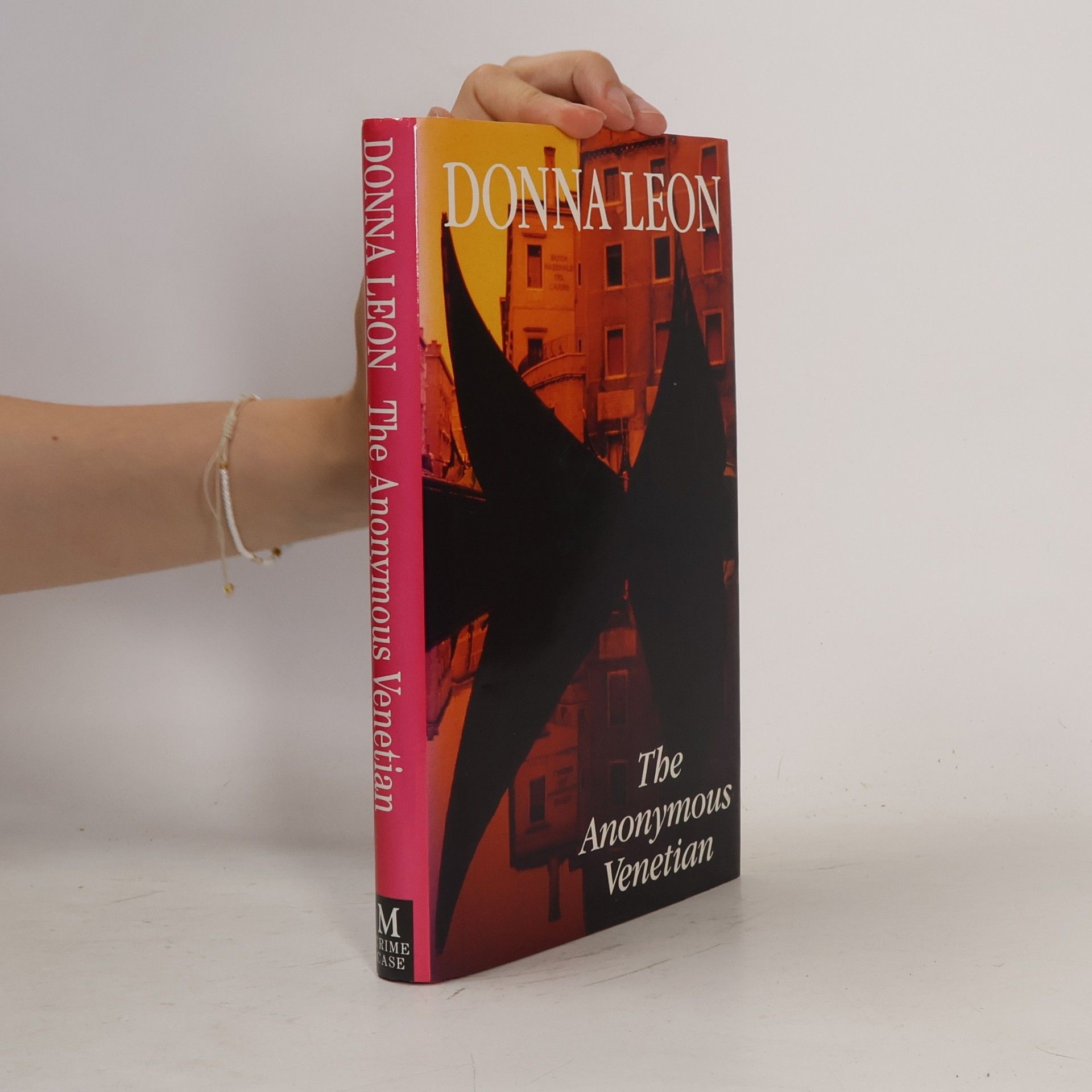 Donna Leon Crime Case: The Anonymous Venetian