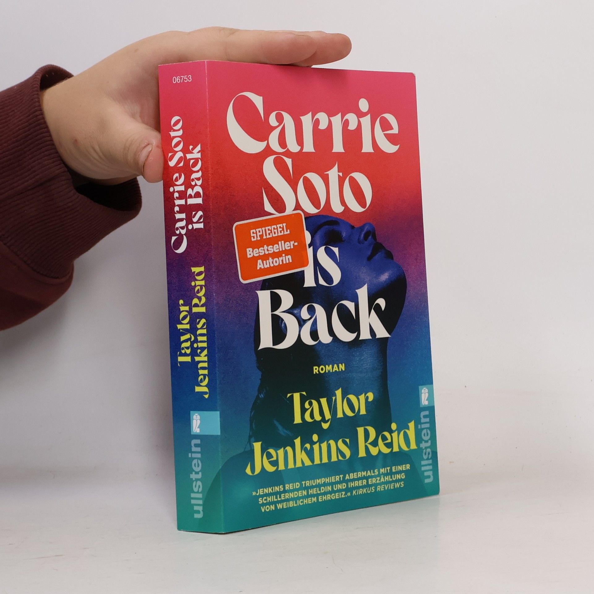 Taylor Jenkins Reid Carrie Soto is back