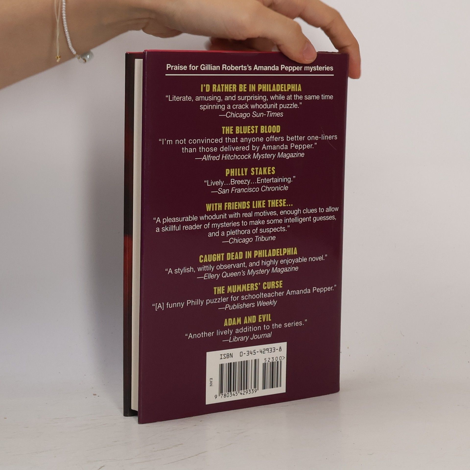 Gillian Roberts Amanda Pepper Mystery: Helen Hath No Fury