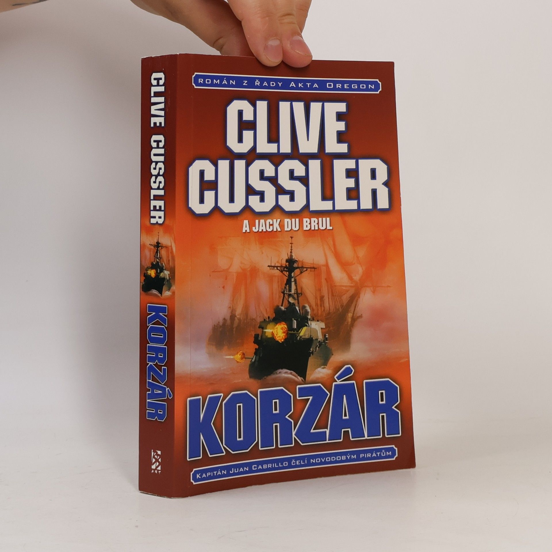 Clive Cussler Korzár