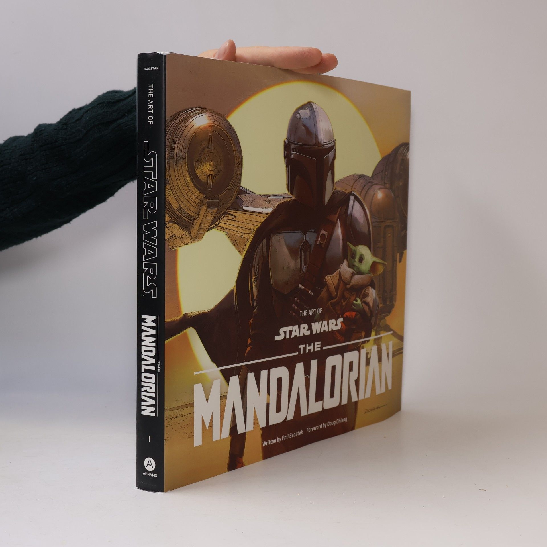 The Art of Star Wars: The Mandalorian (Season One)