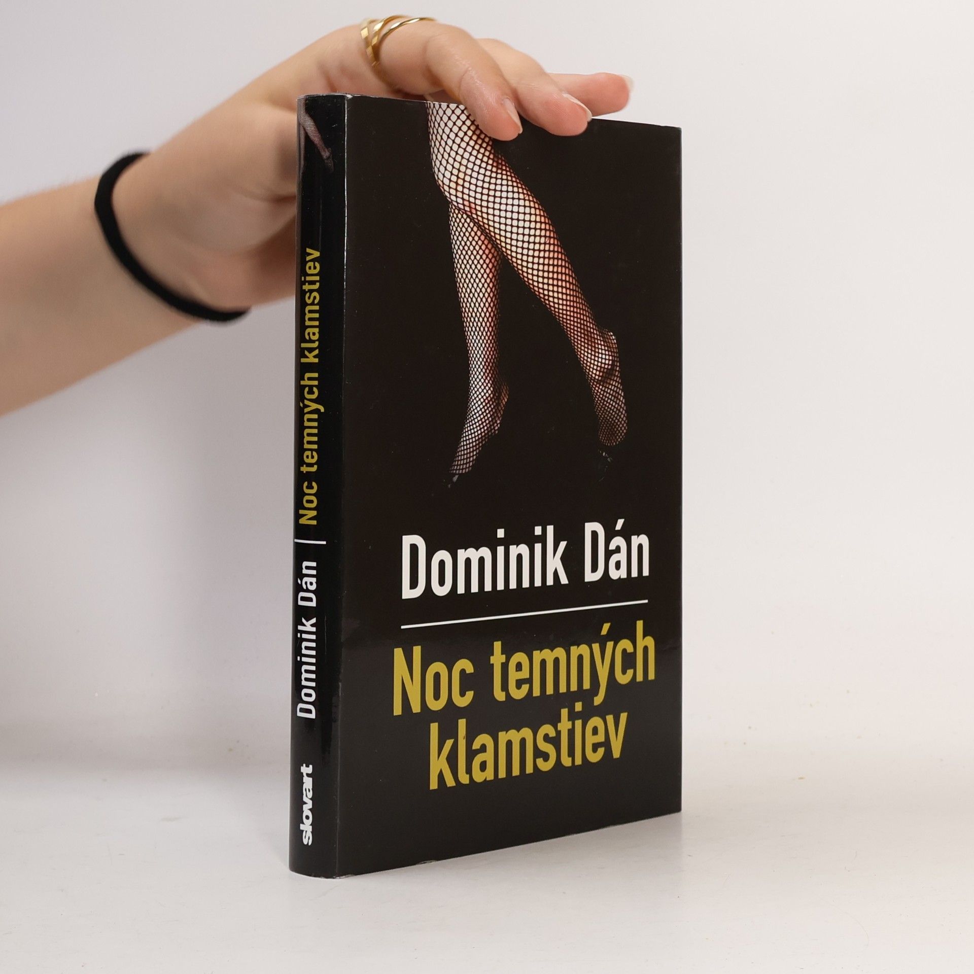 Dominik Dán Noc temných klamstiev