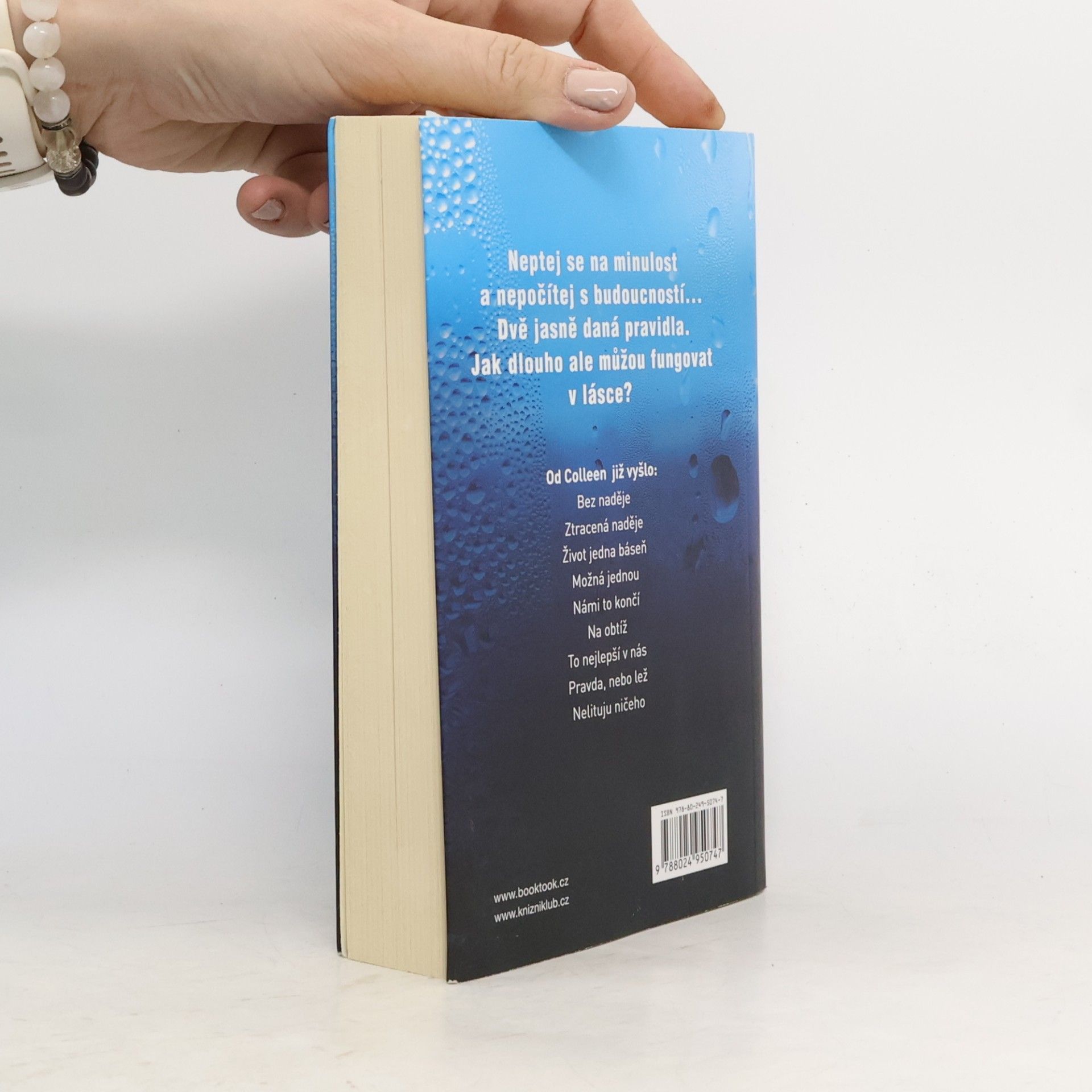 Colleen Hoover Odvrácená tvář lásky