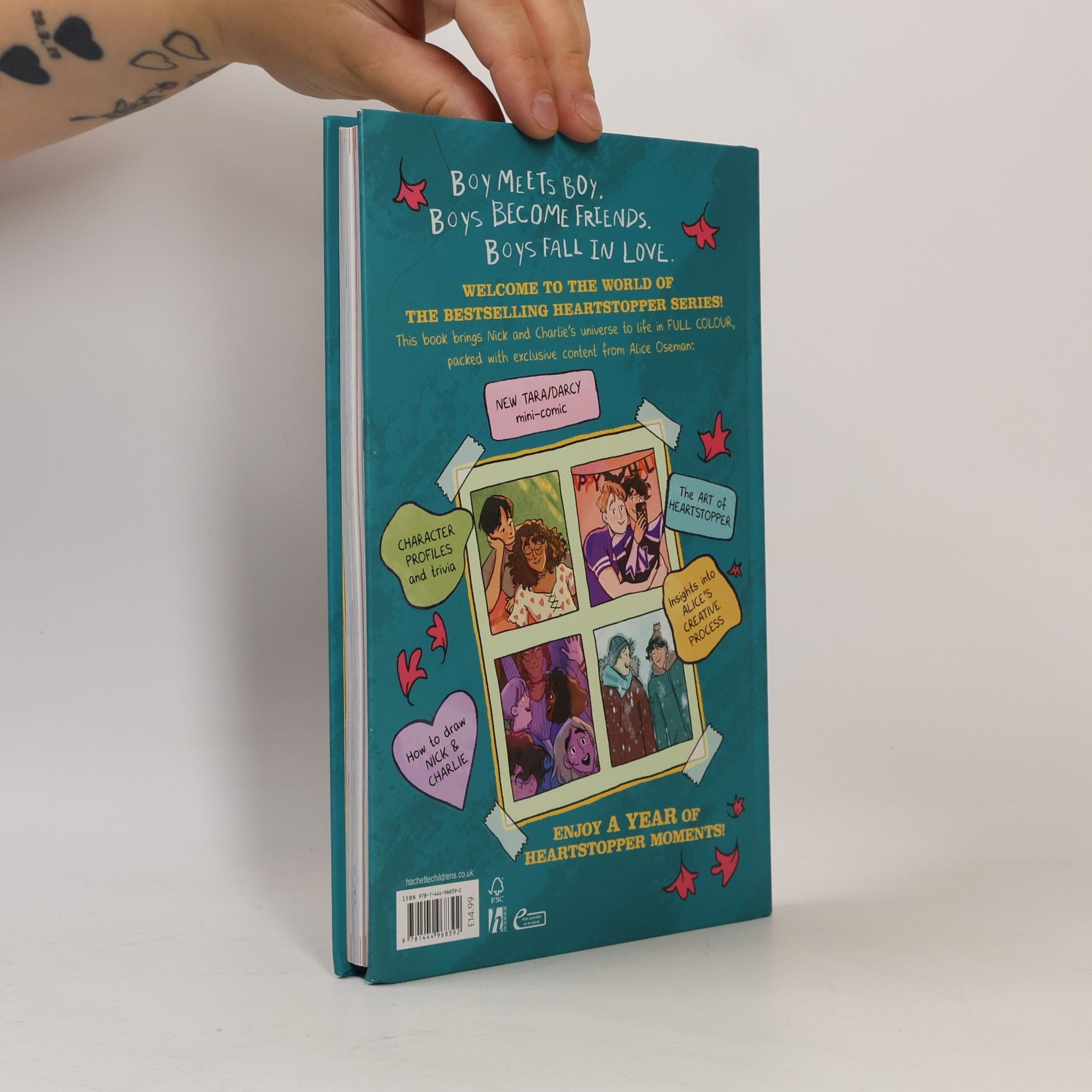 Alice Oseman The Heartstopper yearbook