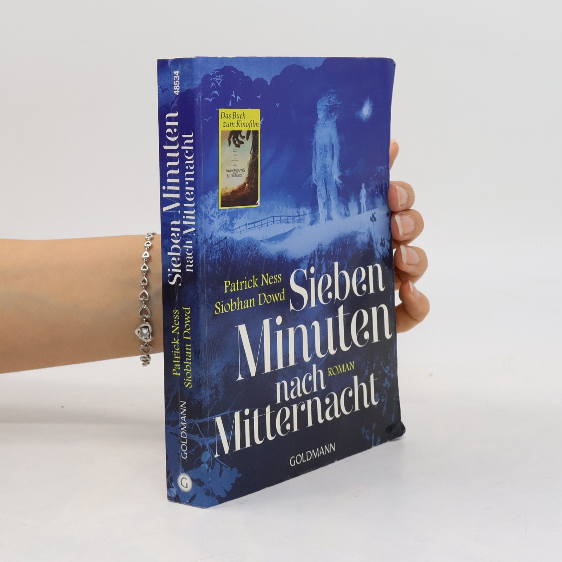 Patrick Ness Sieben Minuten nach Mitternacht