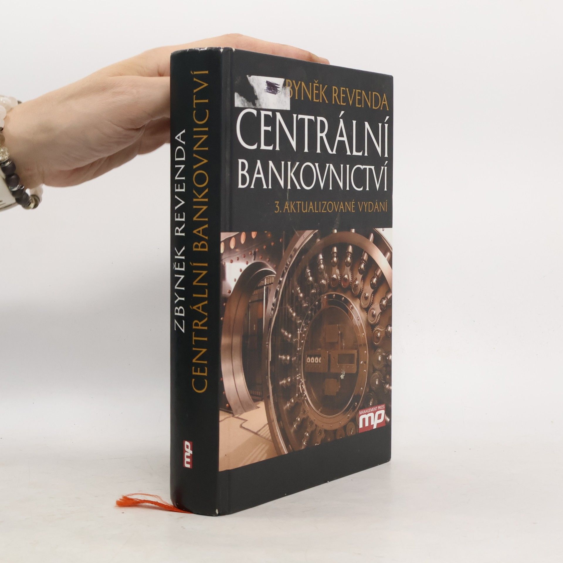 Zbyněk Revenda Centrální bankovnictví