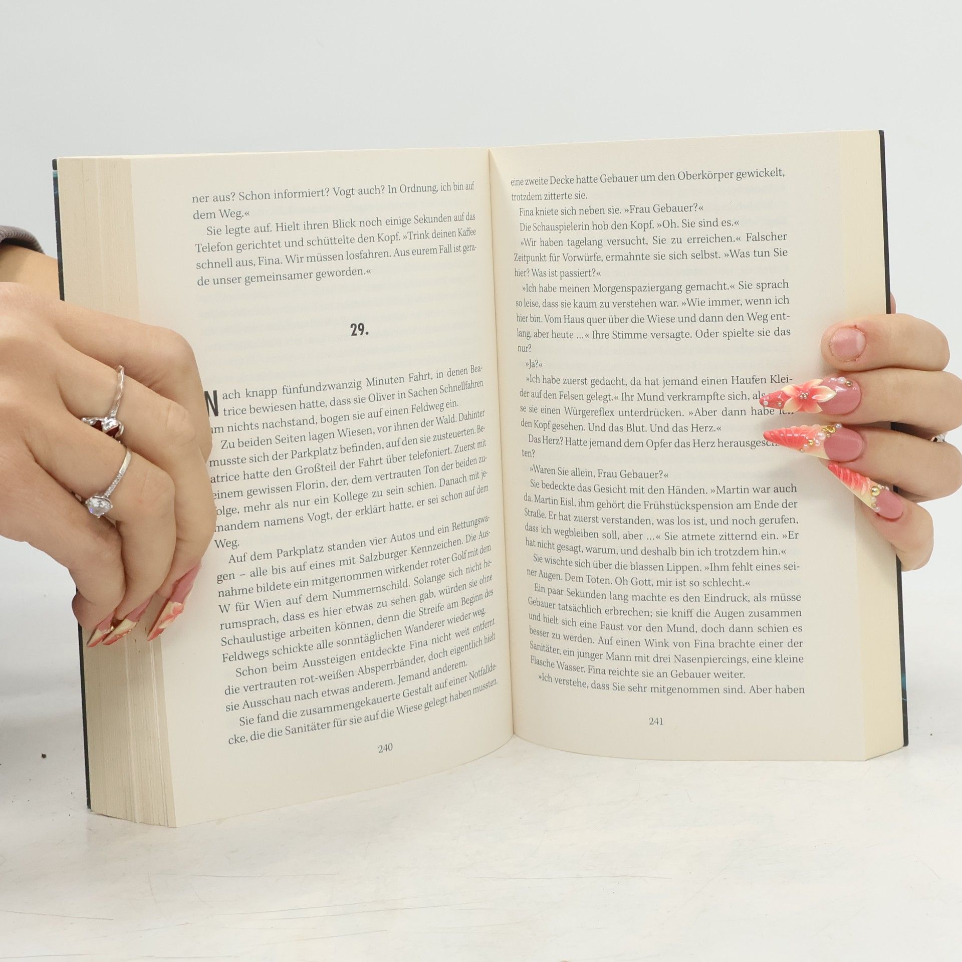 Ursula Poznanski SPIEGEL-Bestseller-Reihe - 2: Böses Licht