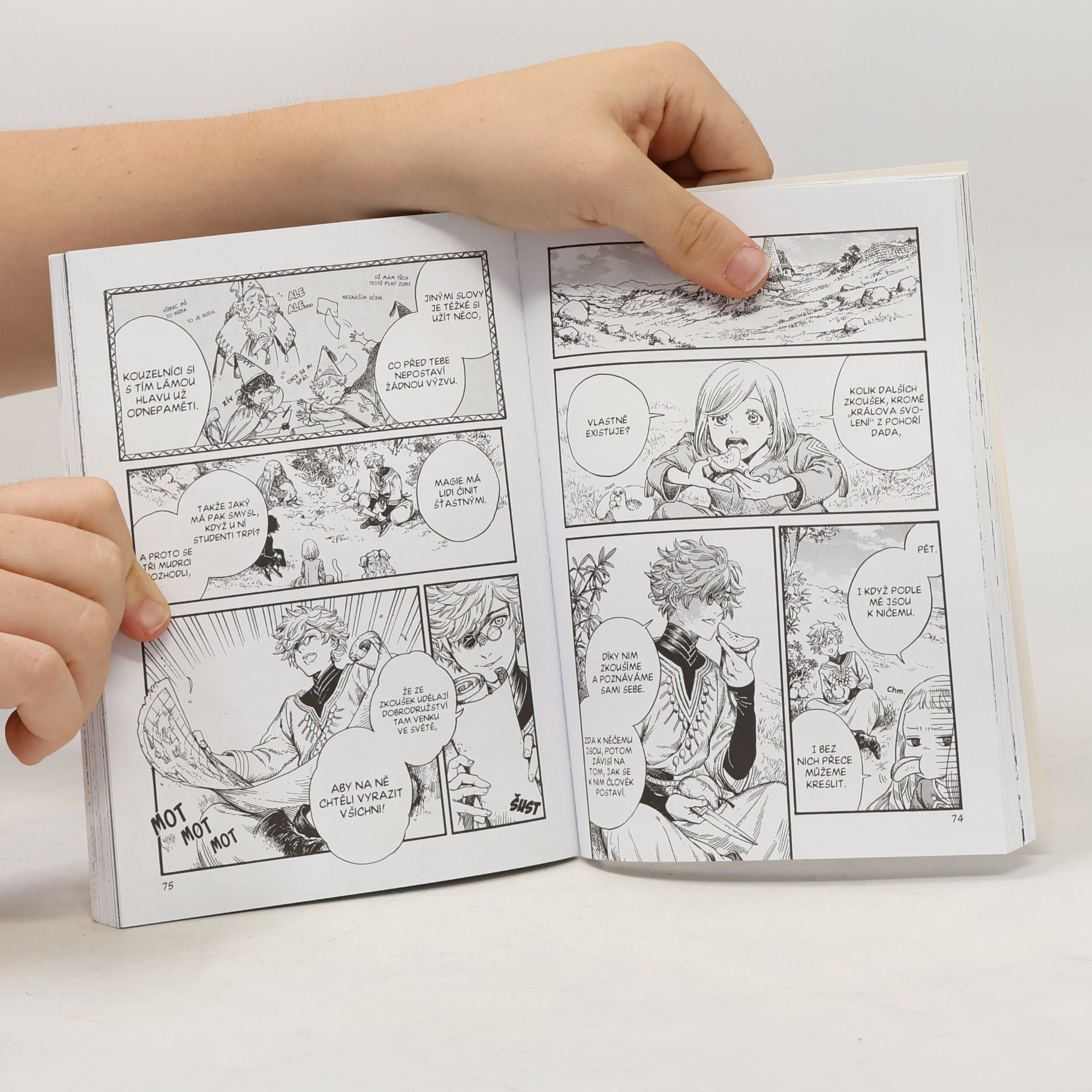 Kamome Shirahama Ateliér špičatých klobouků 3