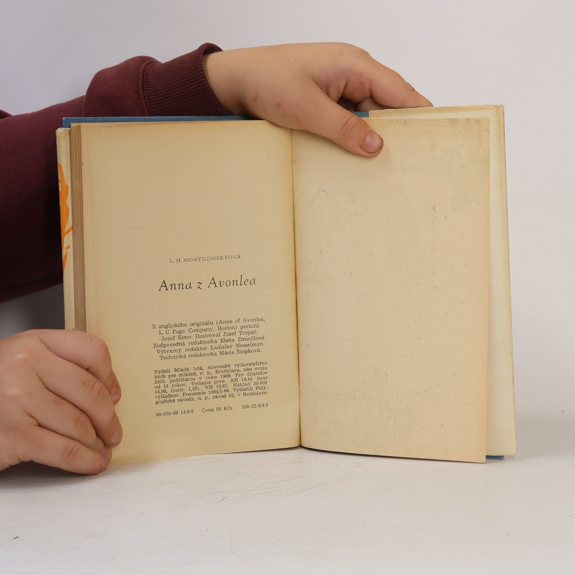 Lucy Maud Montgomery Anna z Avonlea