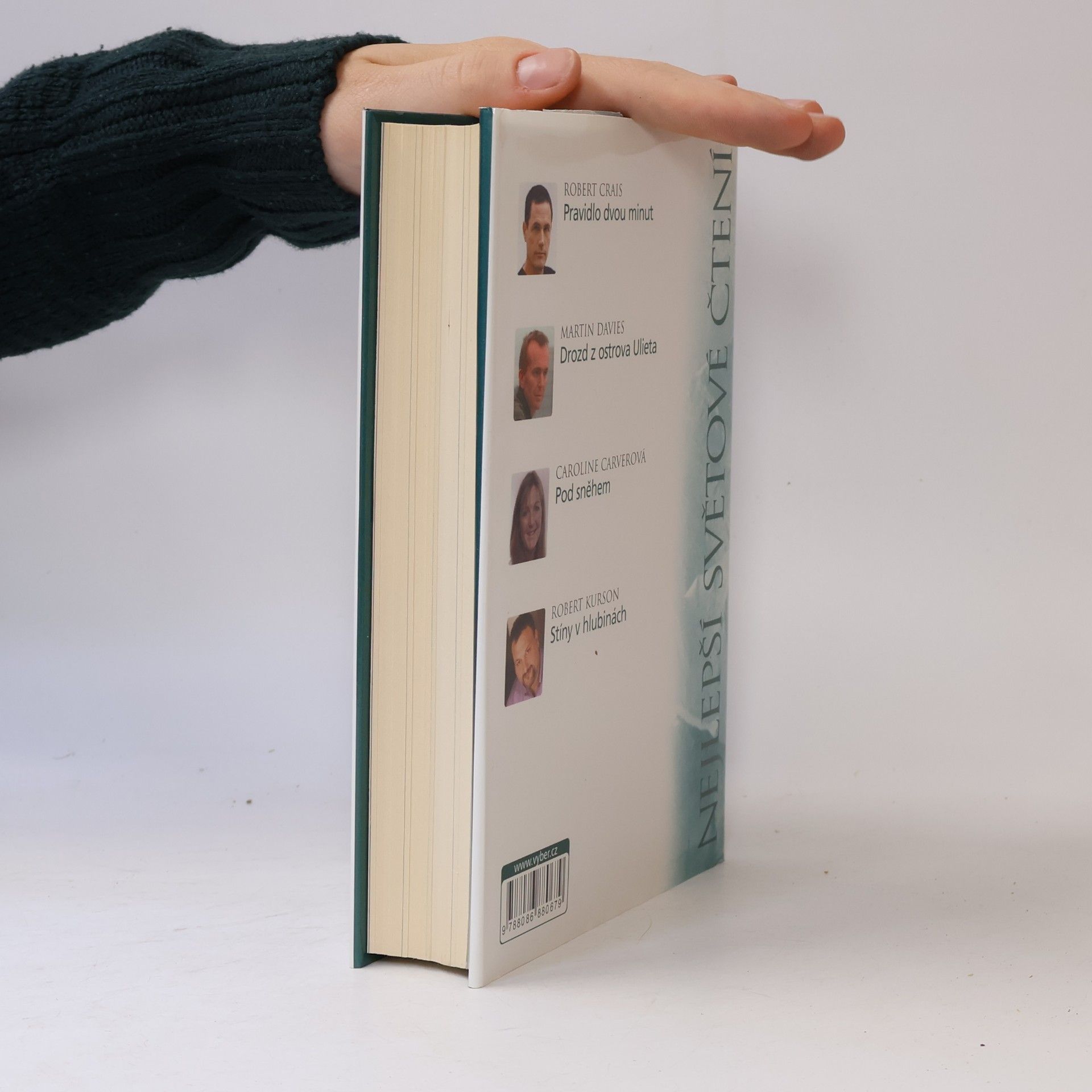 Robert Crais Nejlepší světové čtení: Pravidlo dvou minut. Drozd z ostrova Ulieta. Pod sněhem. Stíny v hlubinách