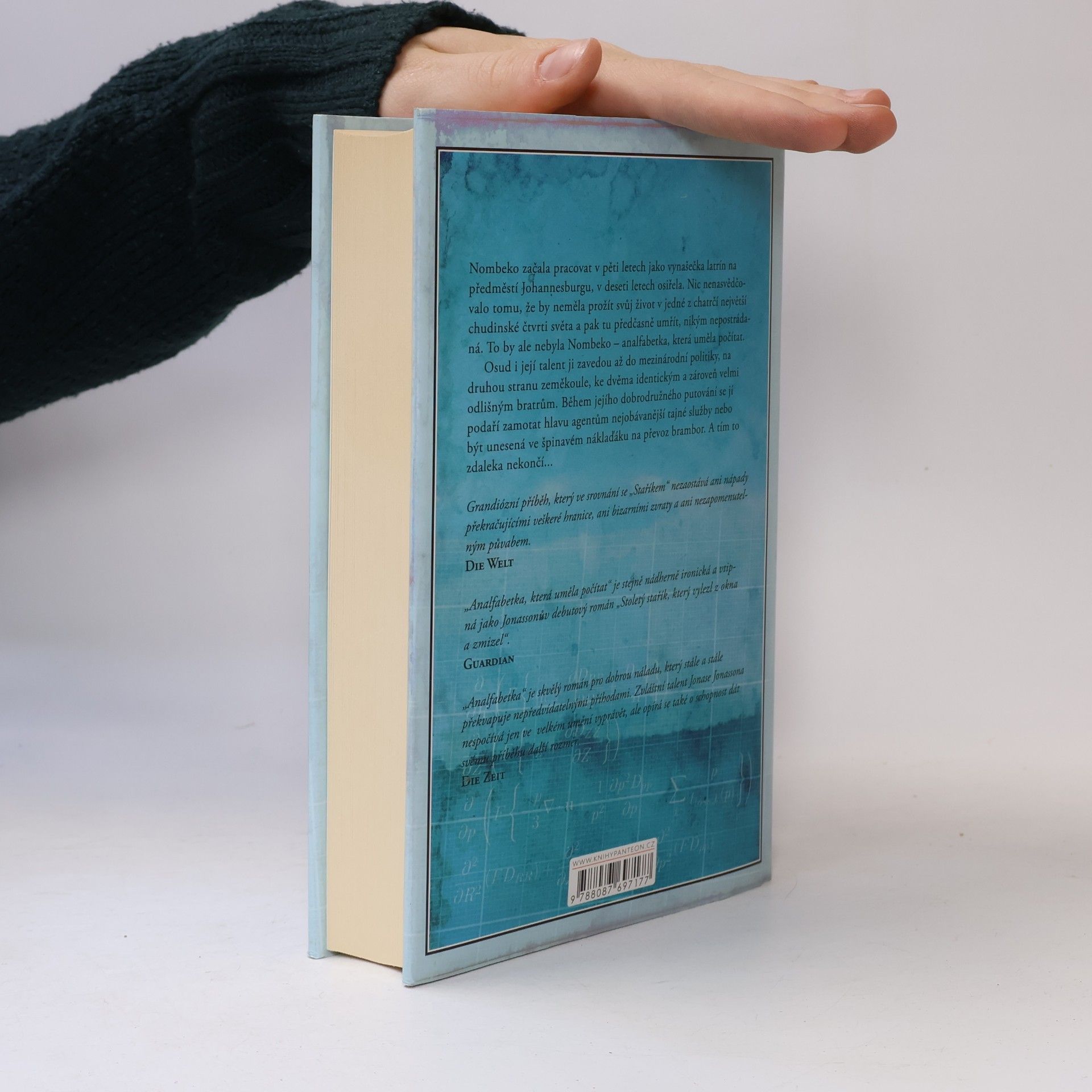 Jonas Jonasson Analfabetka, která uměla počítat