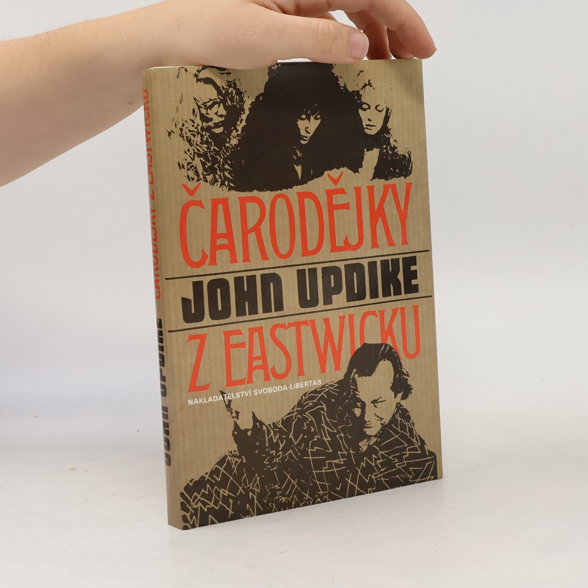 John Updike Čarodějky z Eastwicku
