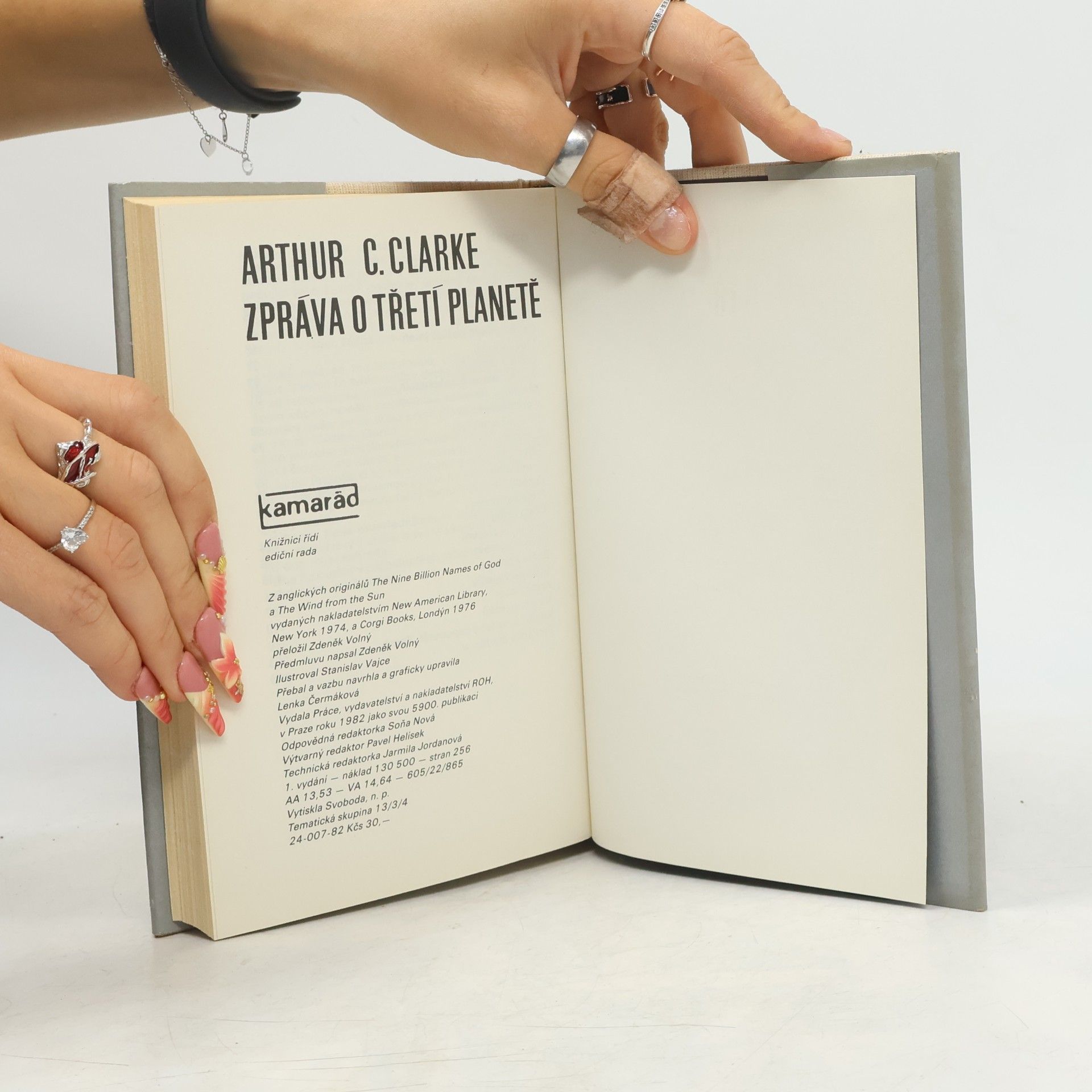 Arthur C. Clarke Zpráva o třetí planetě