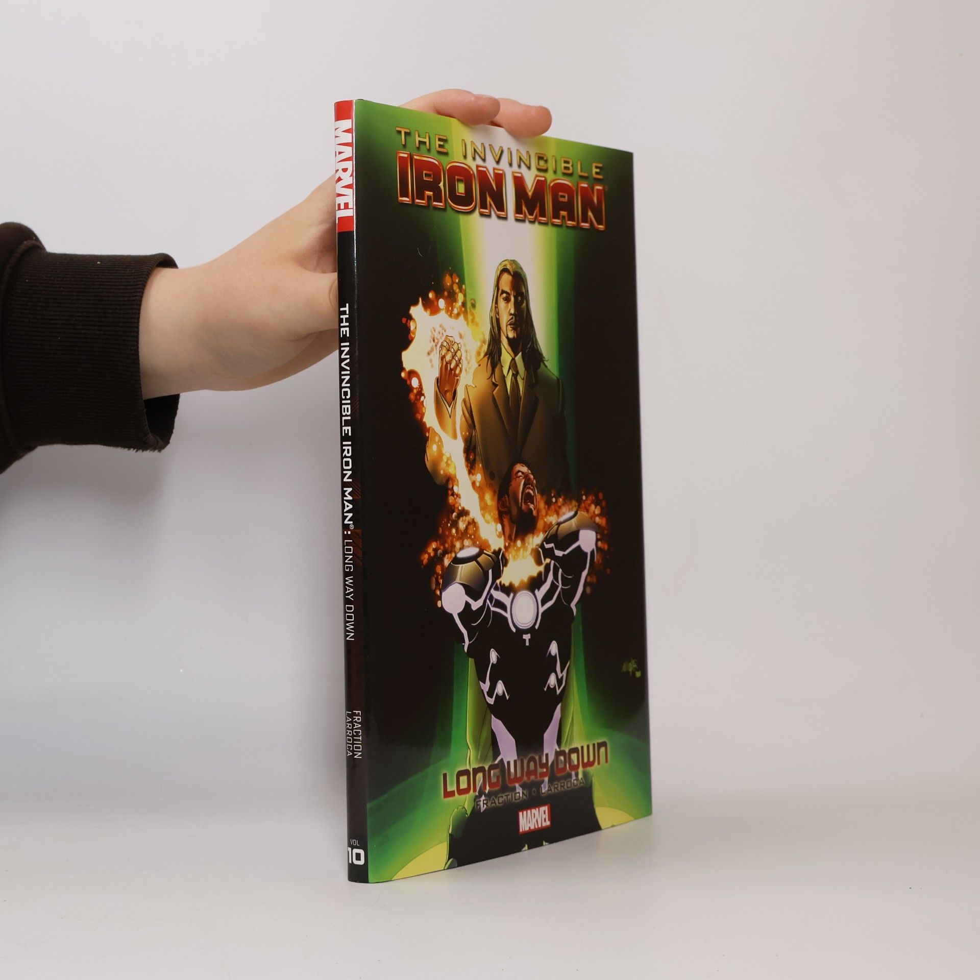 Matt Fraction The Invincible Iron Man - 10: Long Way Down